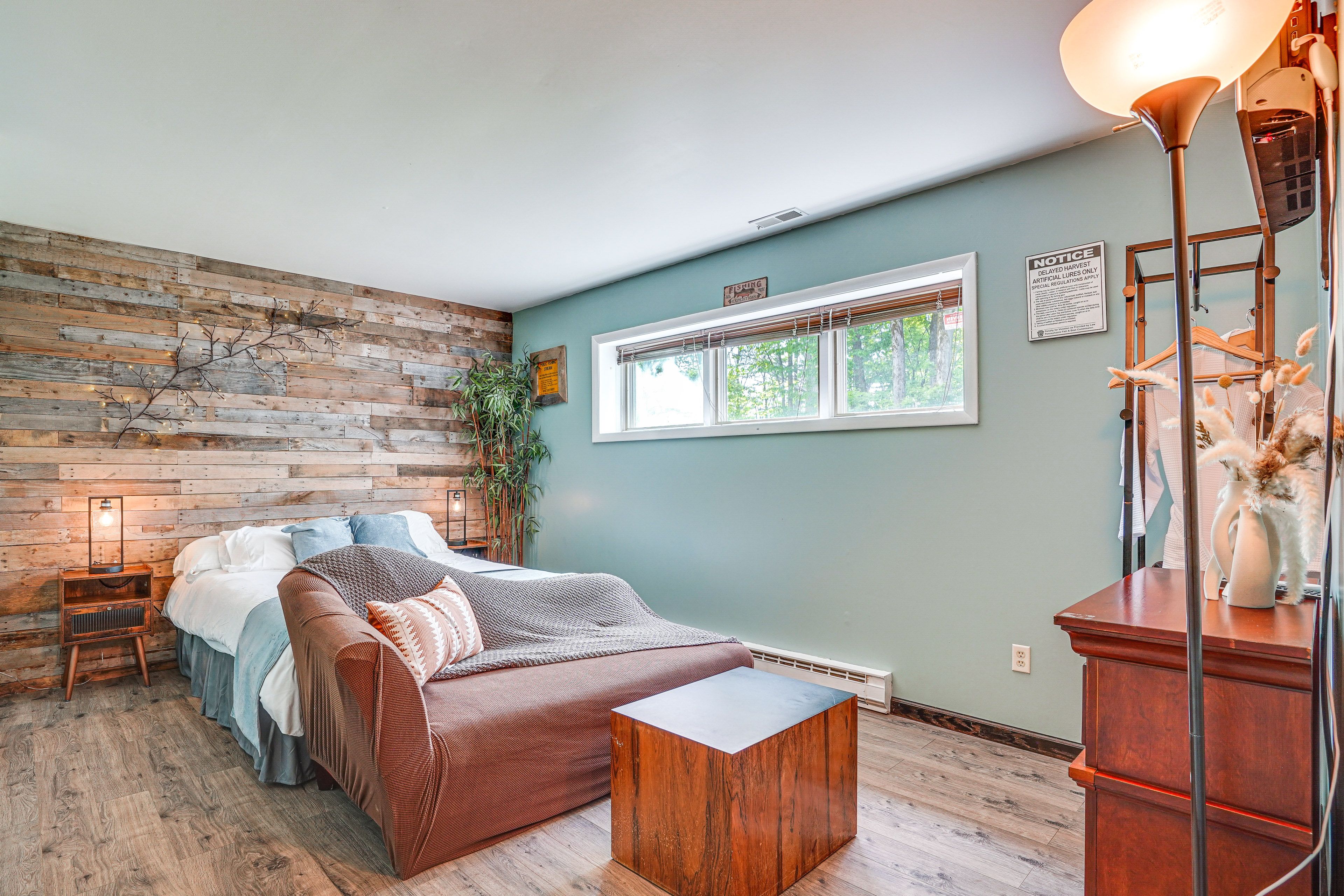 Bedroom 3 | Basement Floor | Queen Bed | Stairs Required