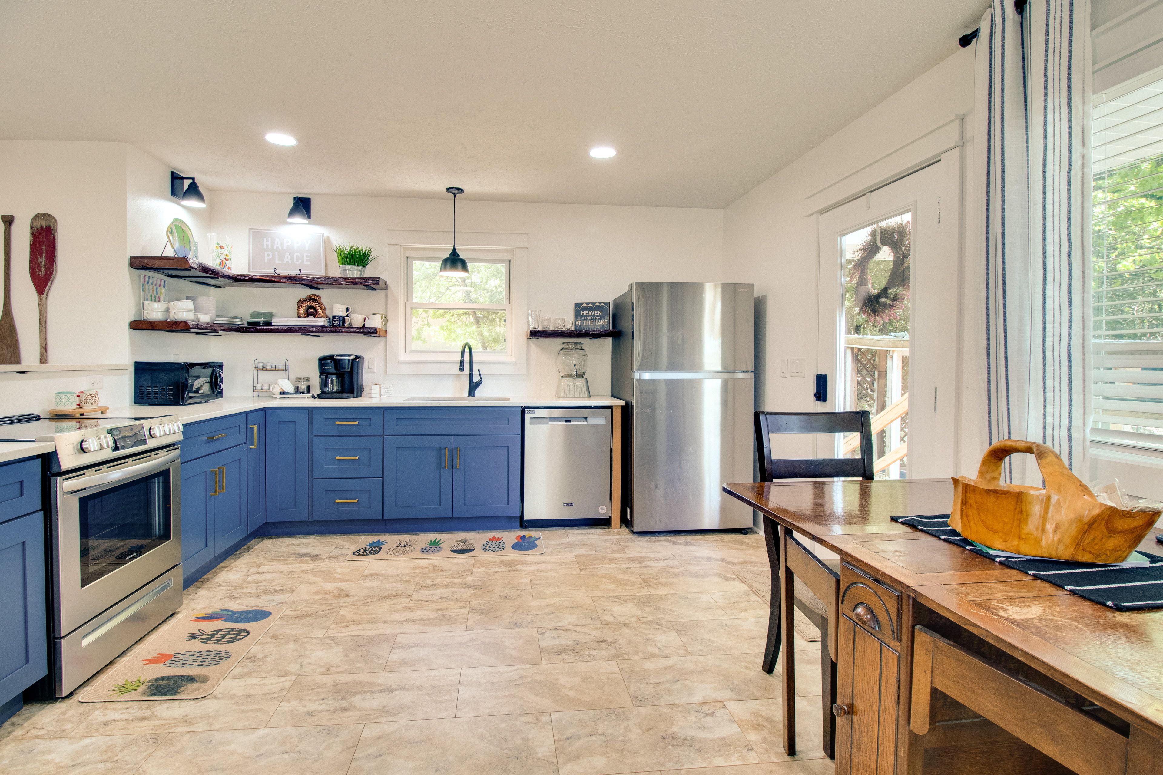 Kitchen | Dining Area | Dishwasher