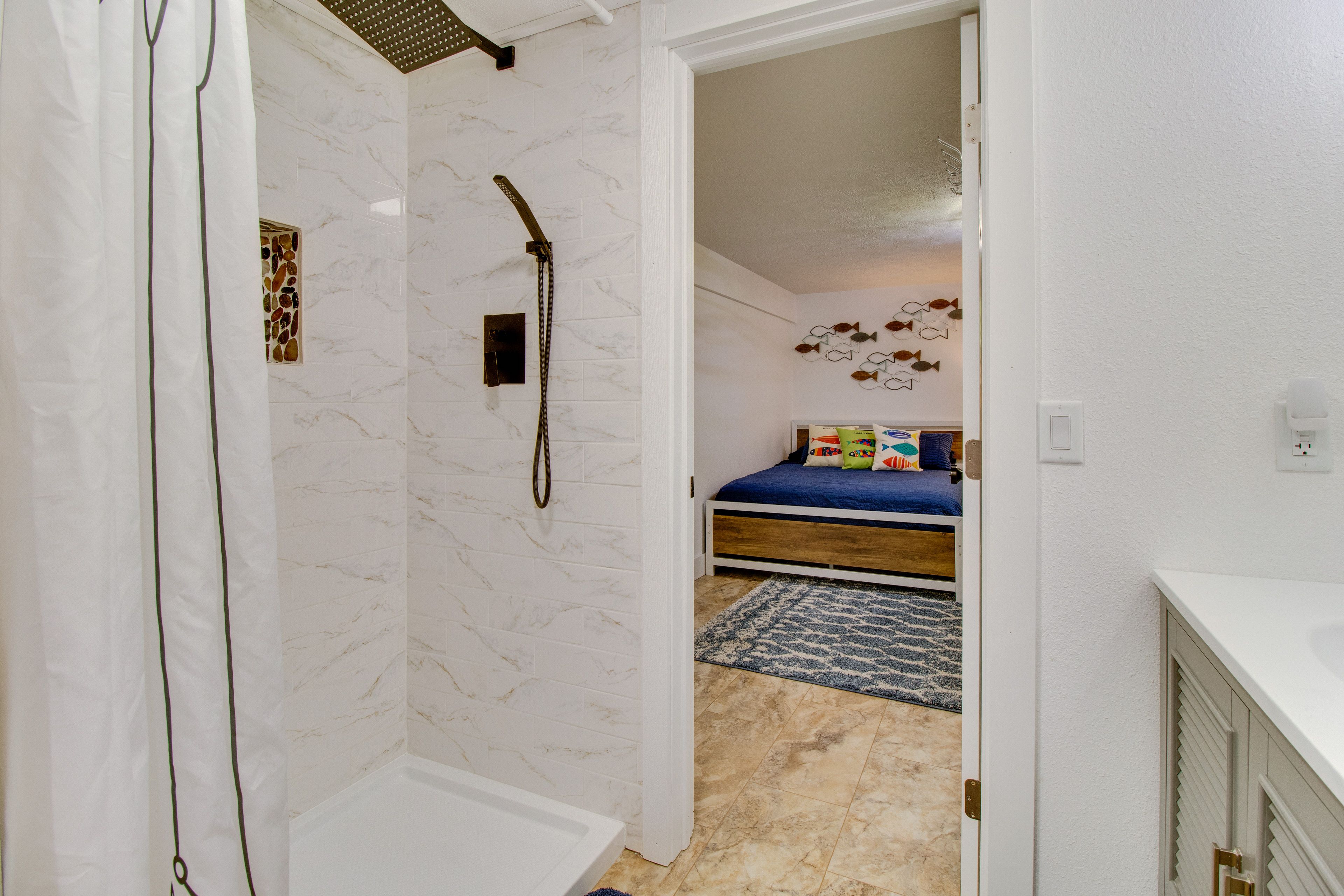 Bathroom | Towels Provided