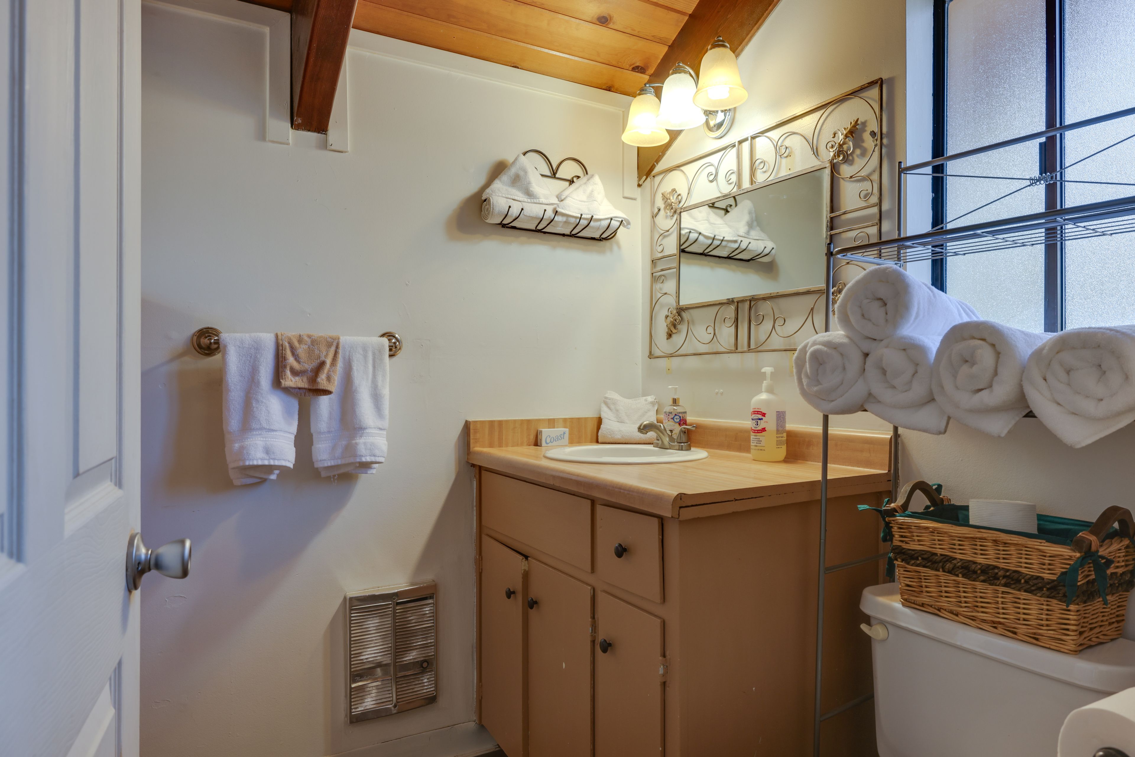 Bathroom | Complimentary Toiletries