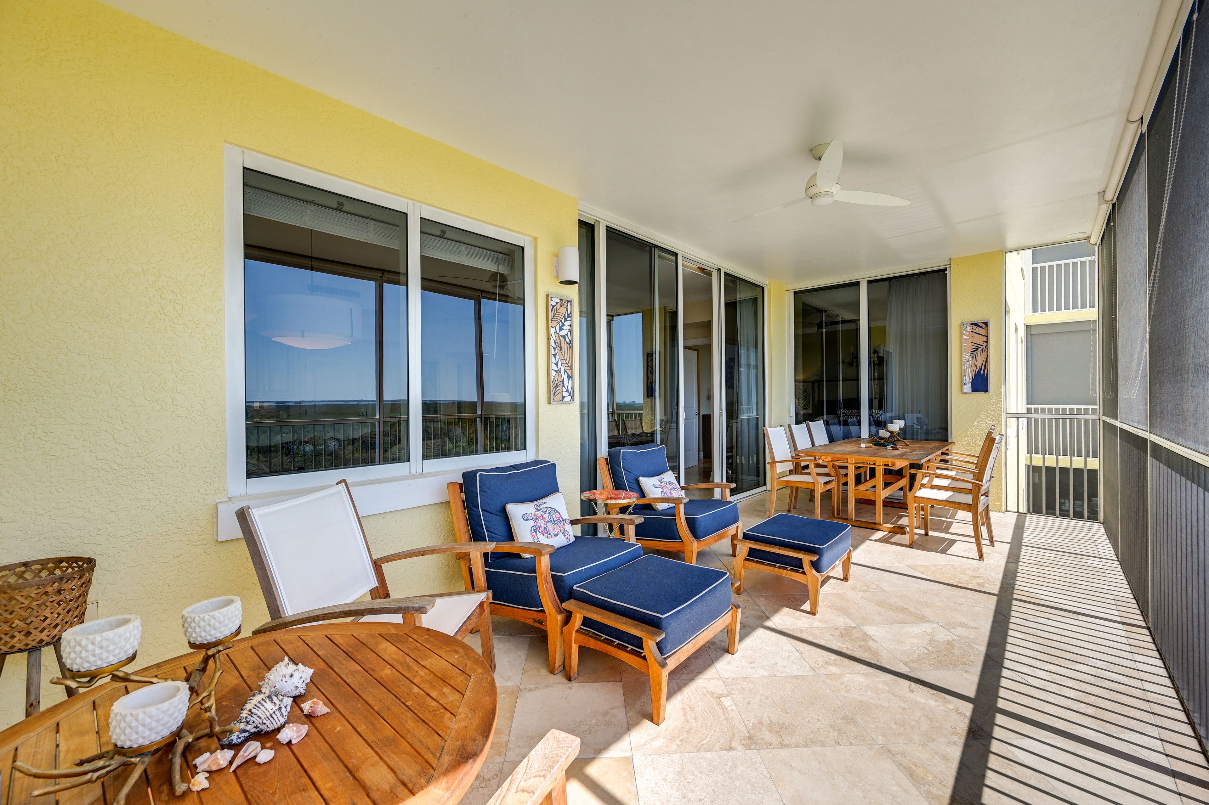 Screened Porch | Dining Area | Ceiling Fan
