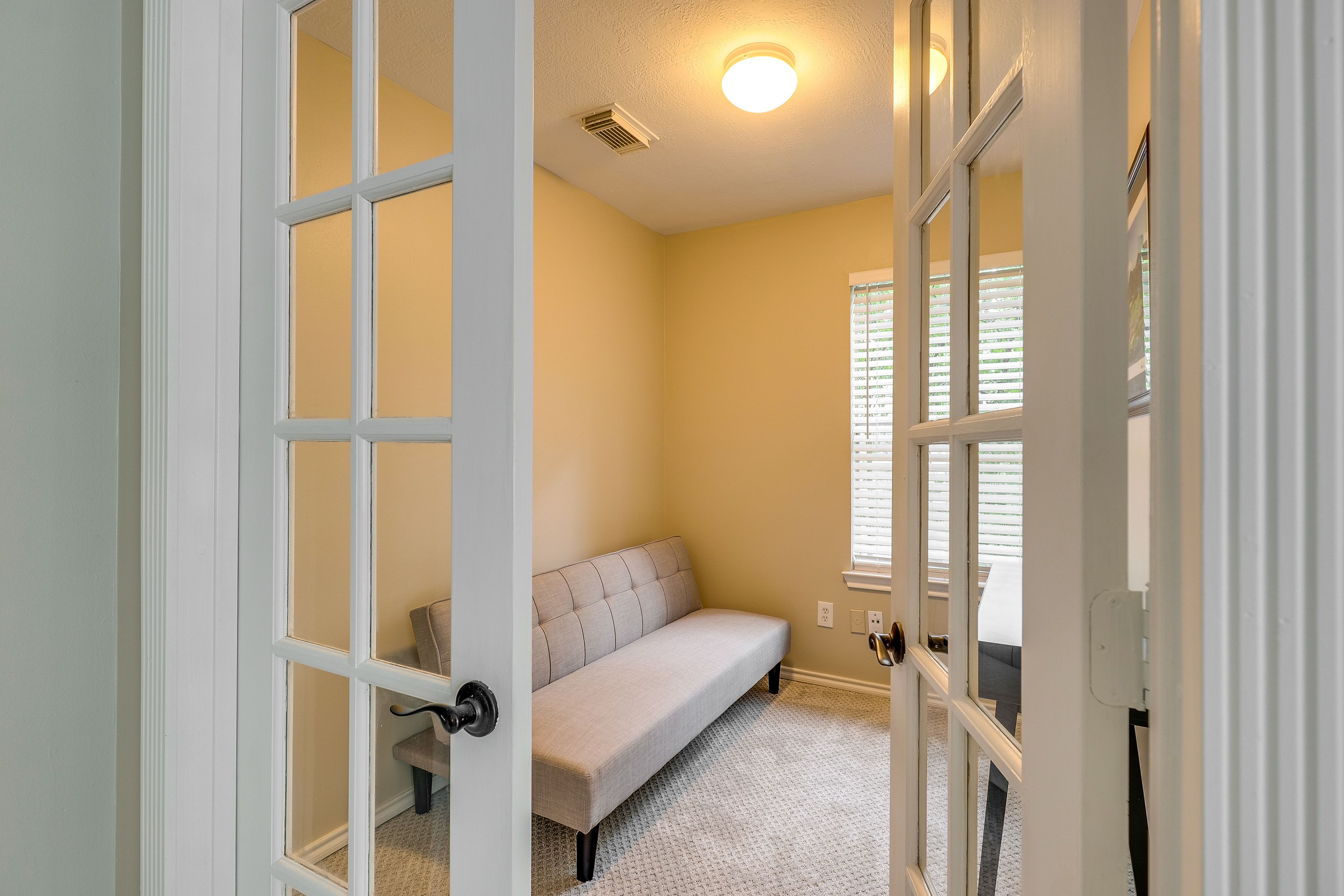 En-Suite Office | Futon | Laptop-Friendly Workspace