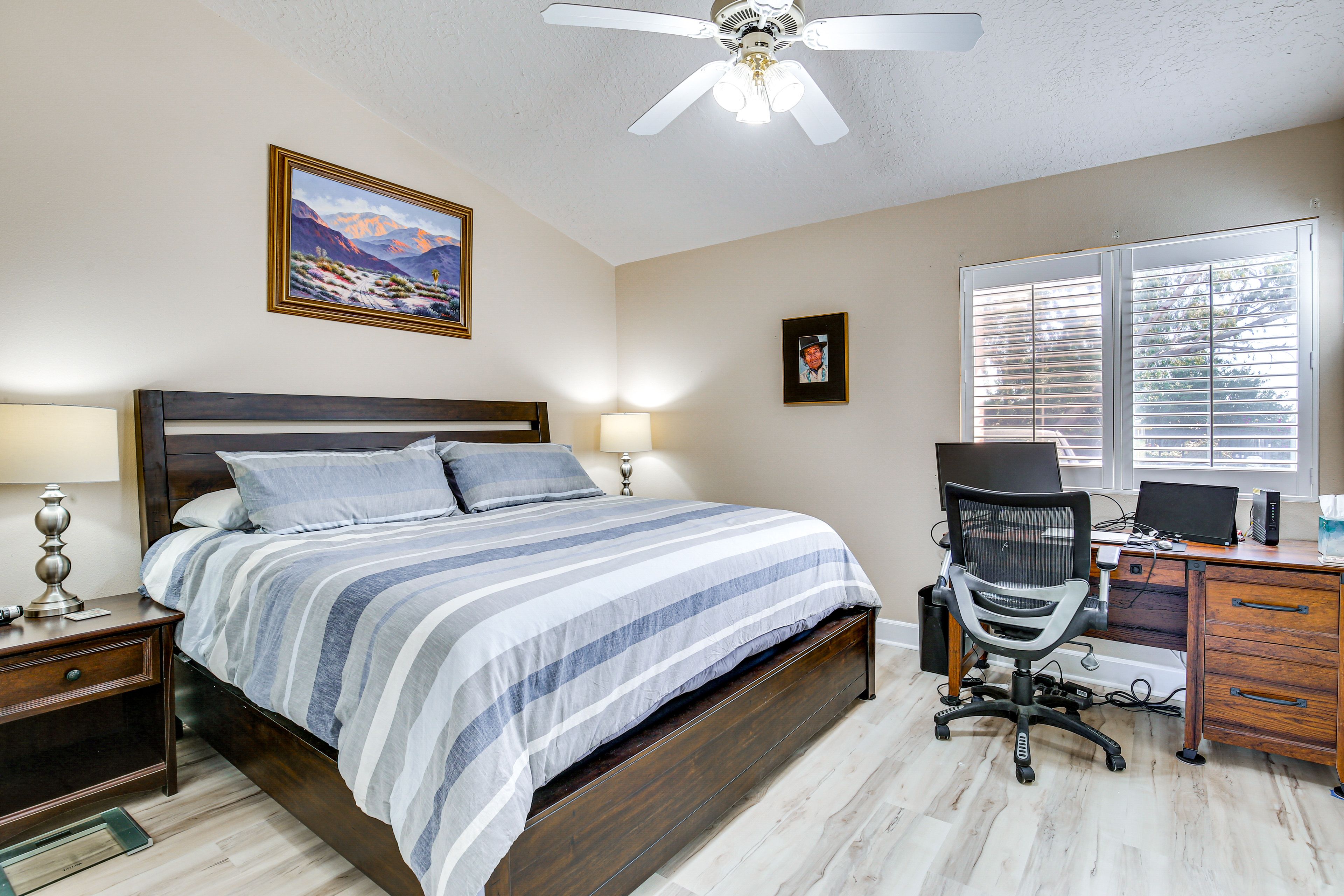 Bedroom 2 | King Bed | Linens Provided