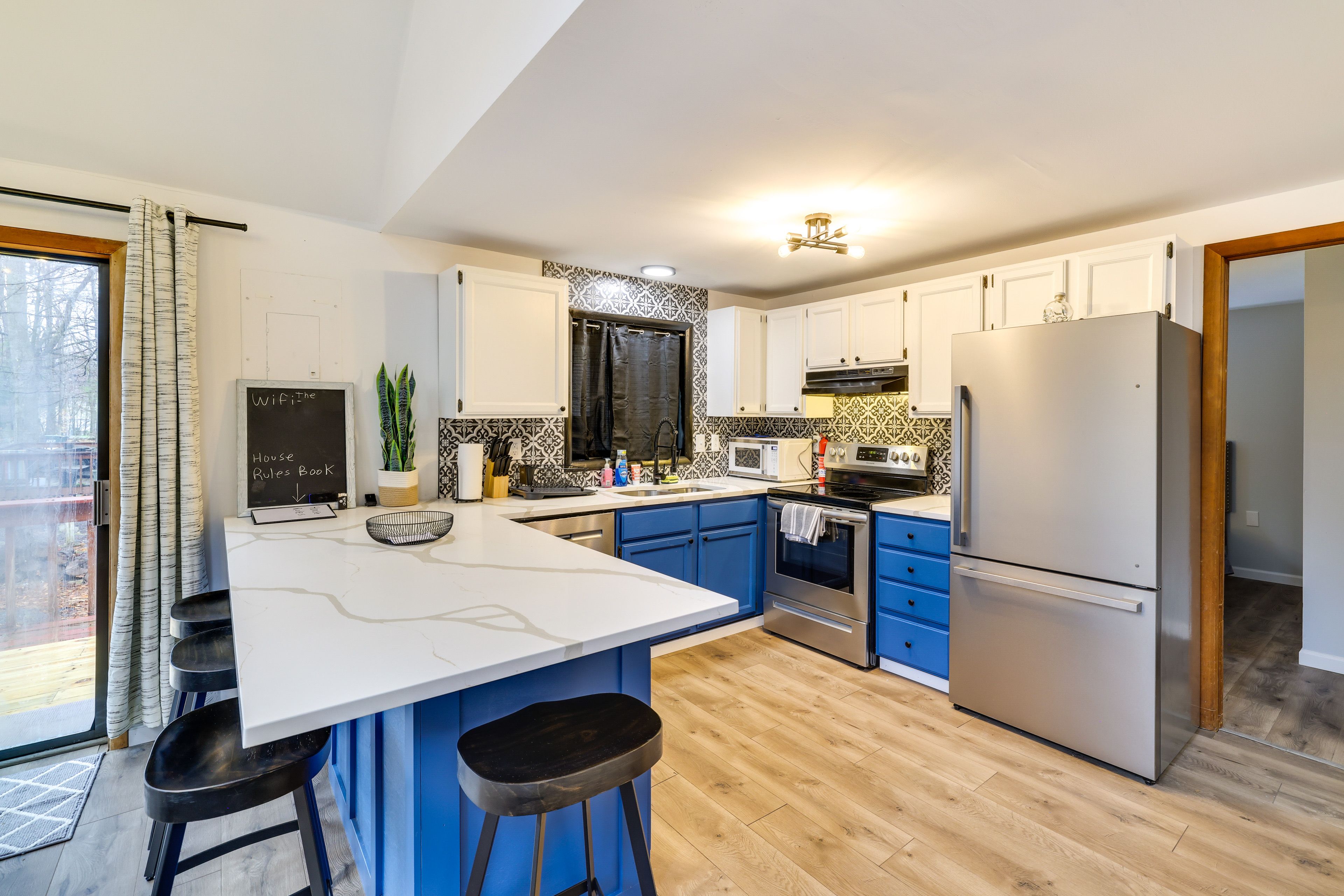 Kitchen | 1st Floor | Keurig | Toaster