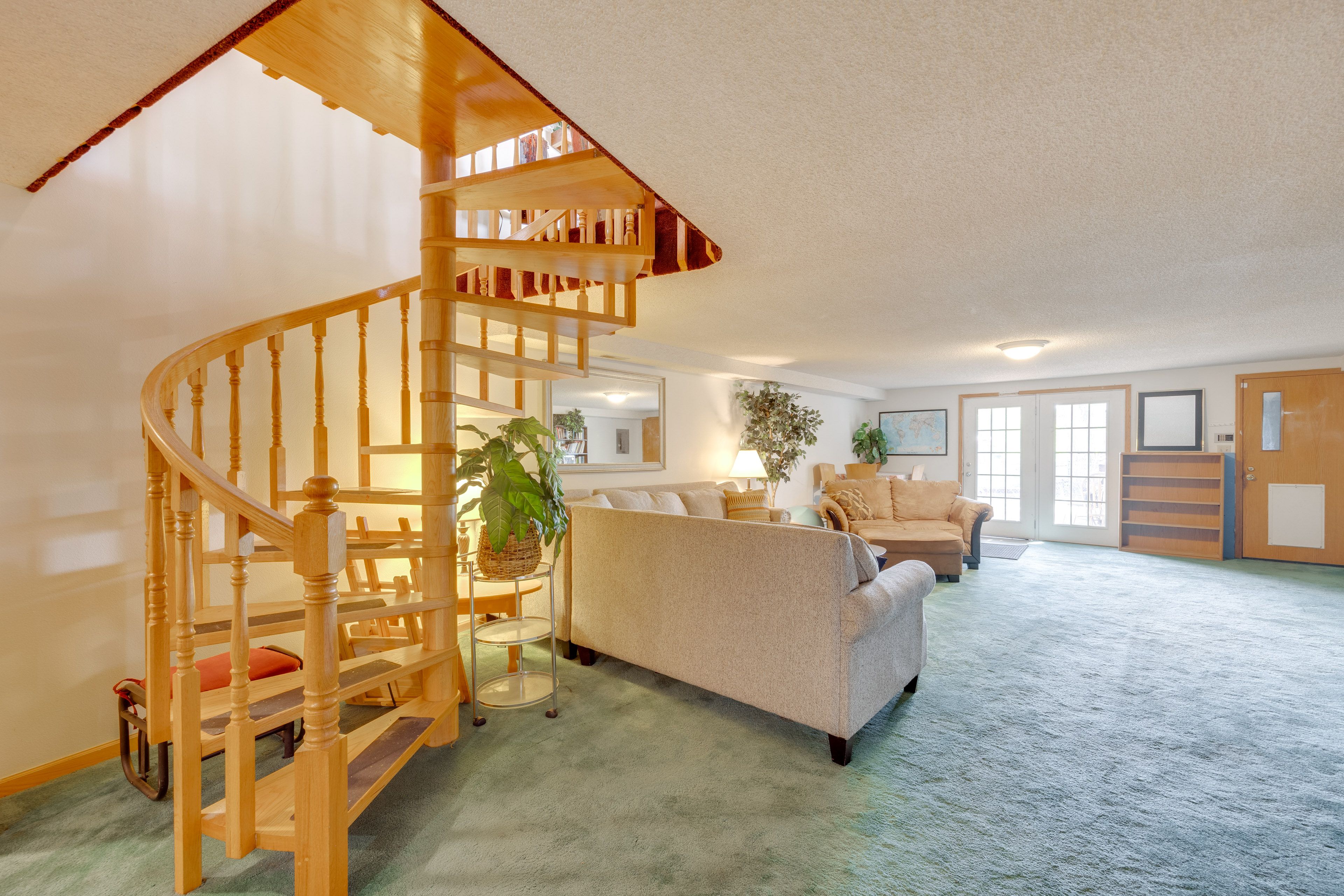 Family Room | Lower Floor