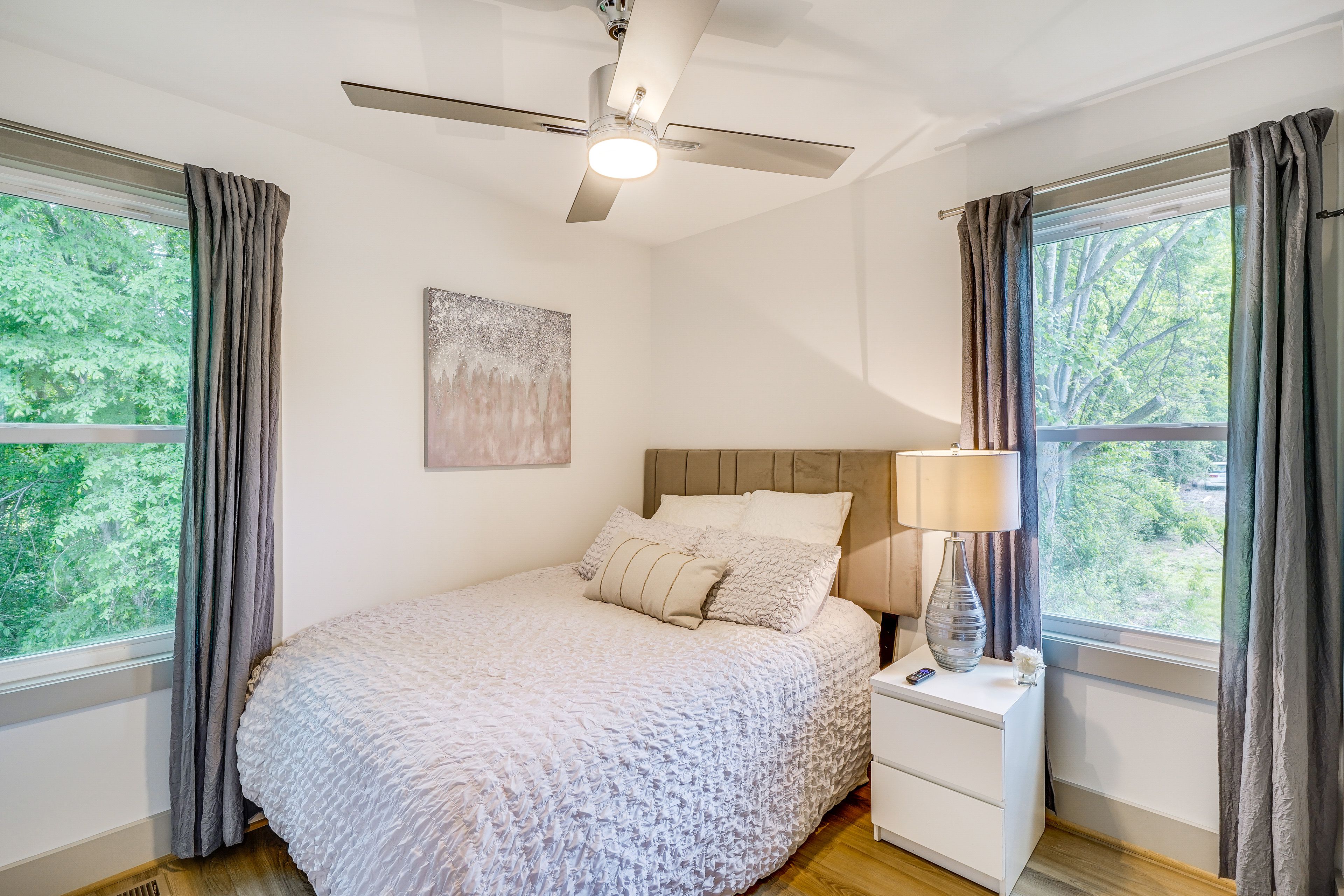 Bedroom 3 | Full Bed | Flat-Screen TVs