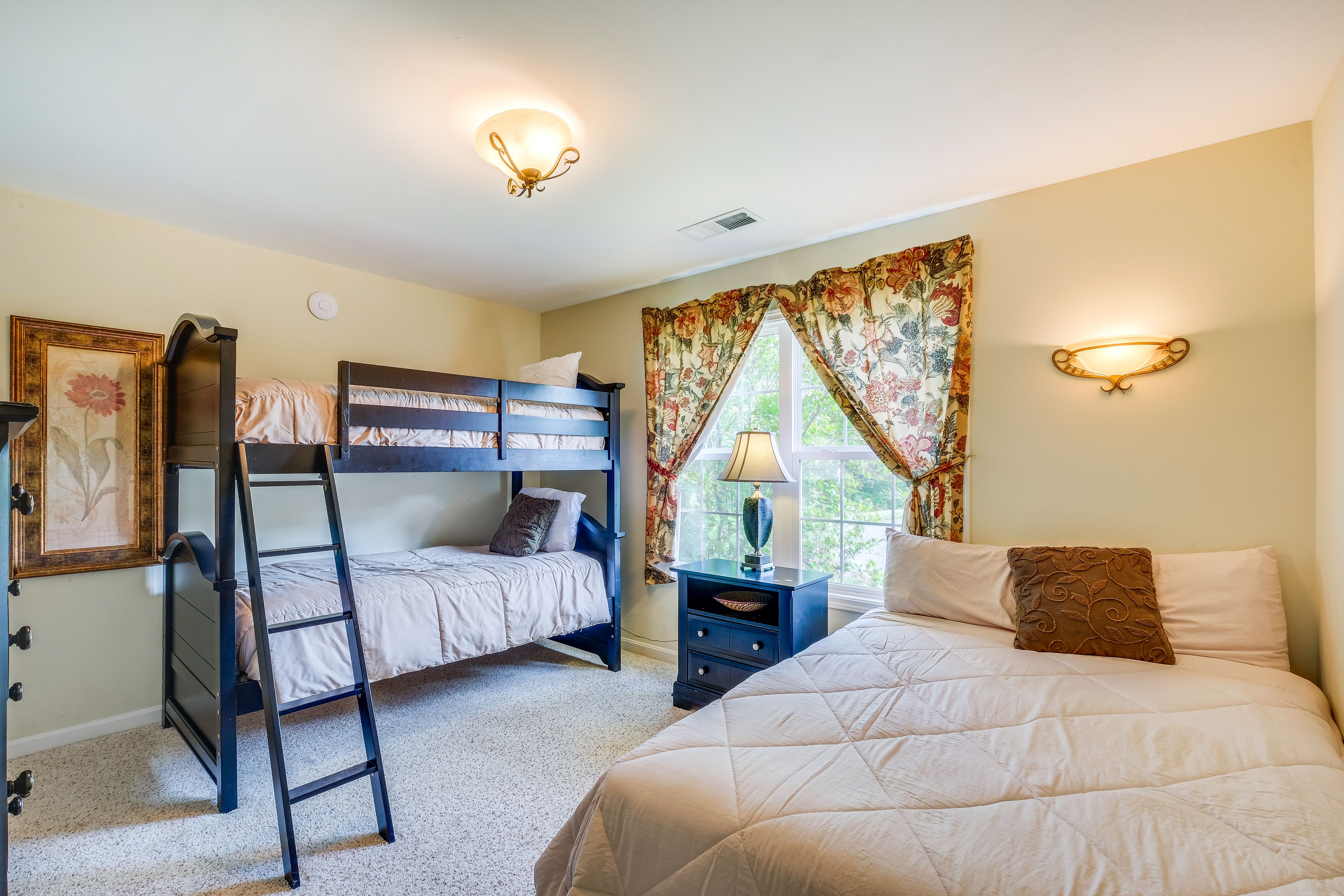 Bedroom 2 | Main Level | Twin Bunk Bed | Twin Bed | Smart TV