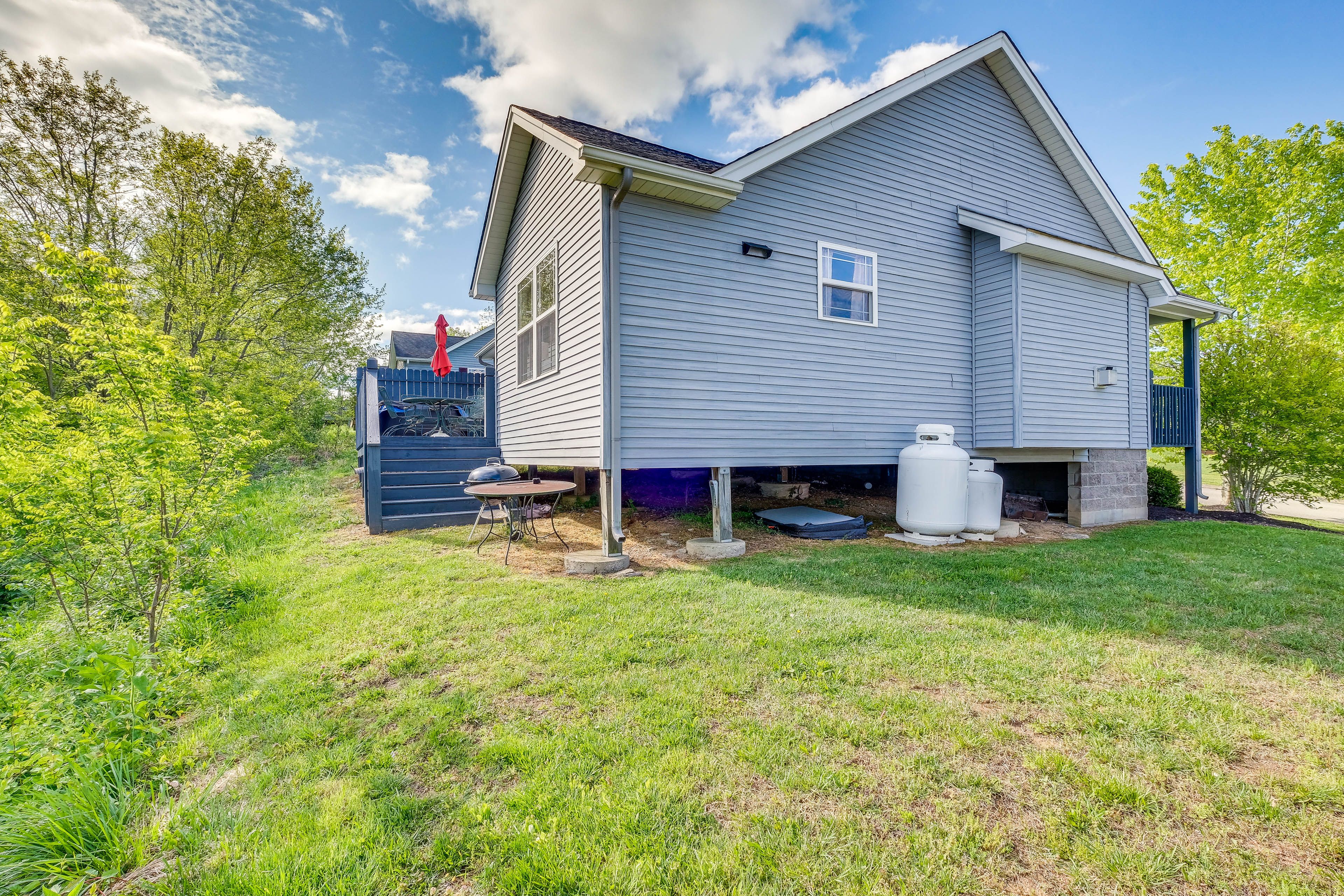 Cottage Exterior | Charcoal Grill