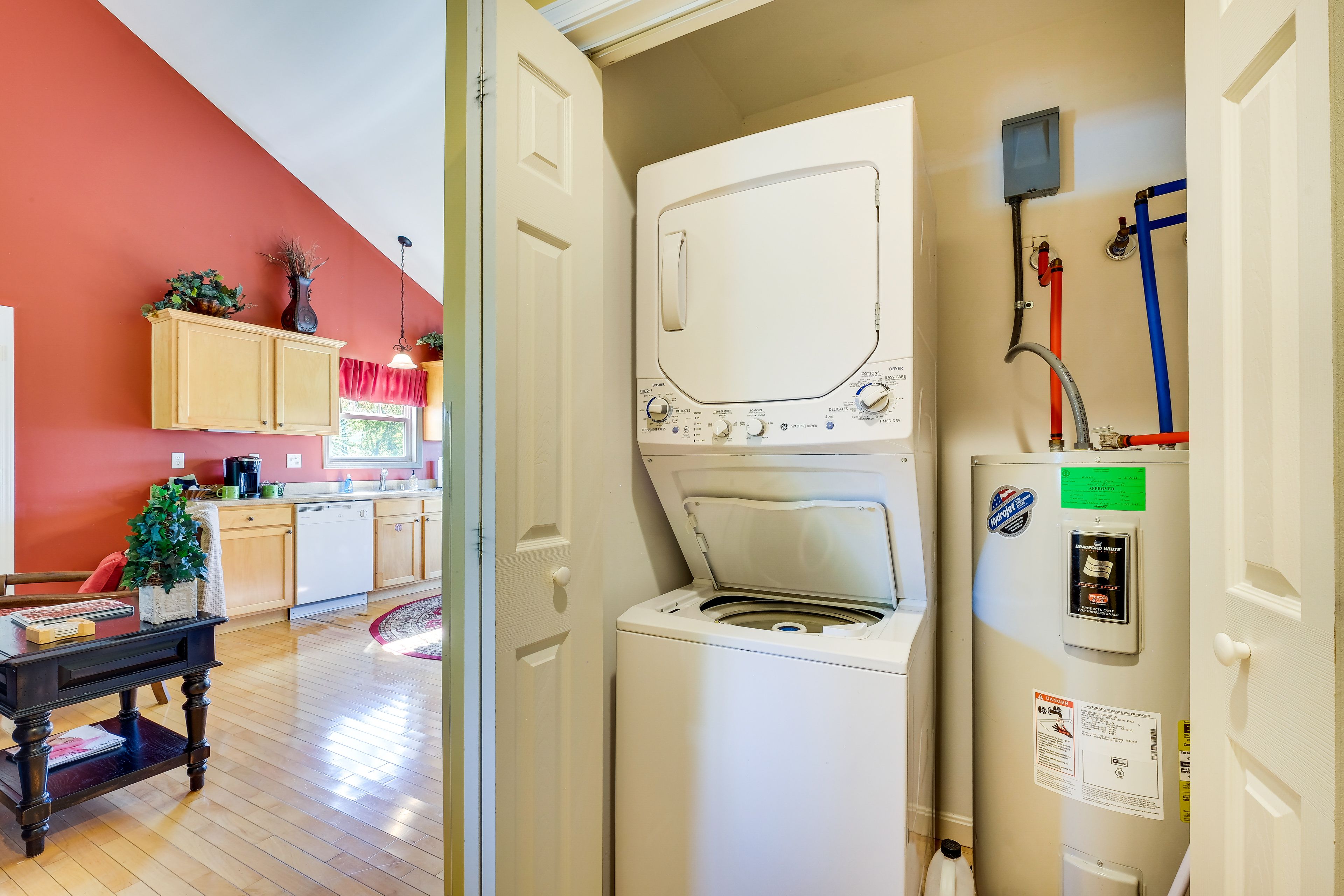 Laundry Area | Washer/Dryer | Laundry Detergent