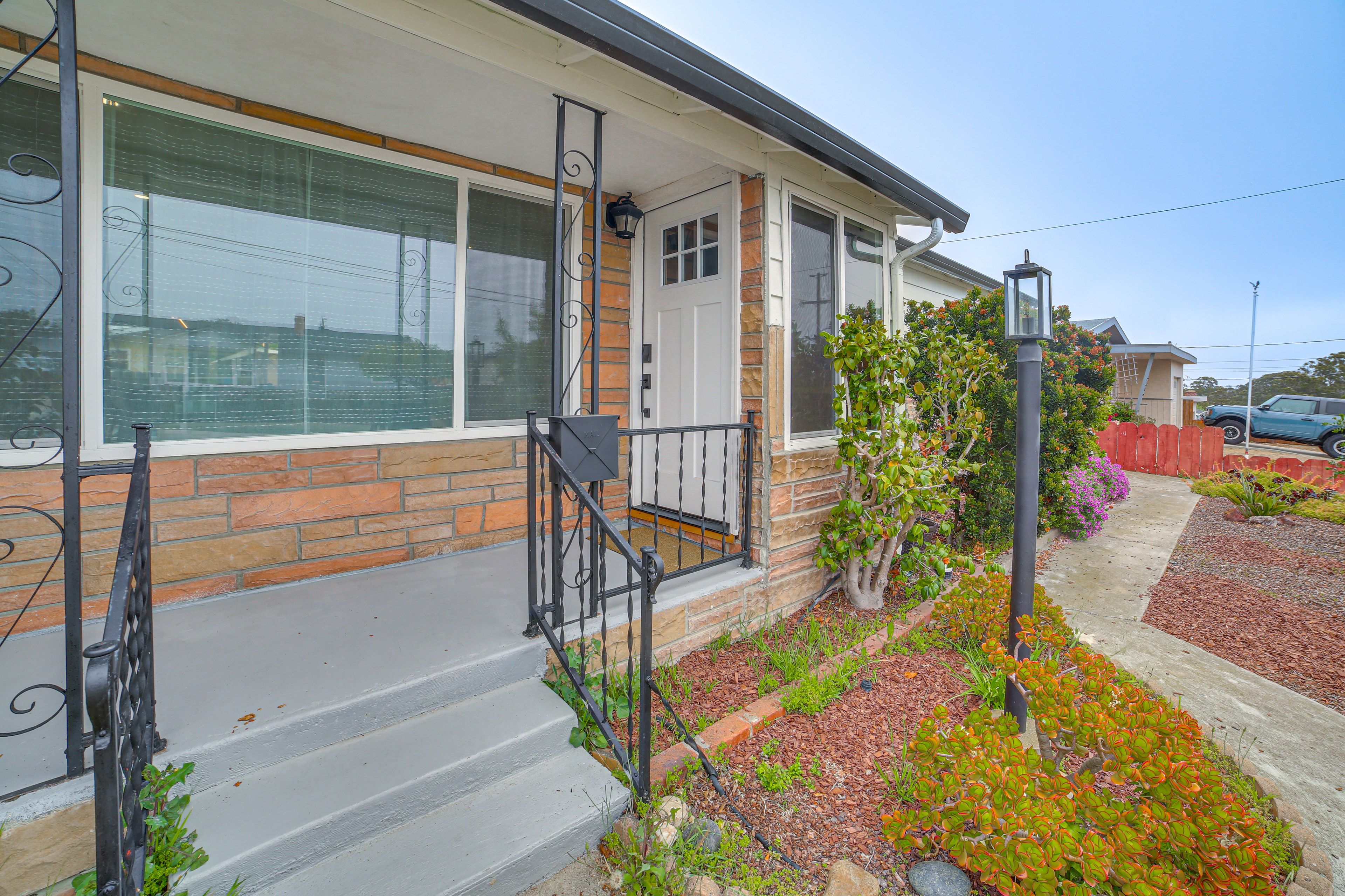 House Exterior | Keyless Entry