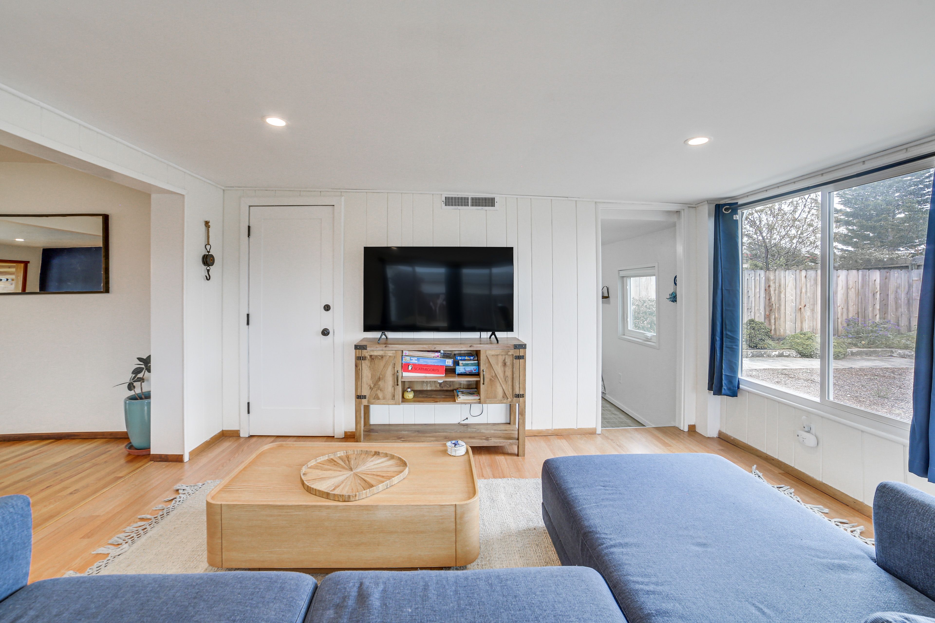 Living Room | Board Games