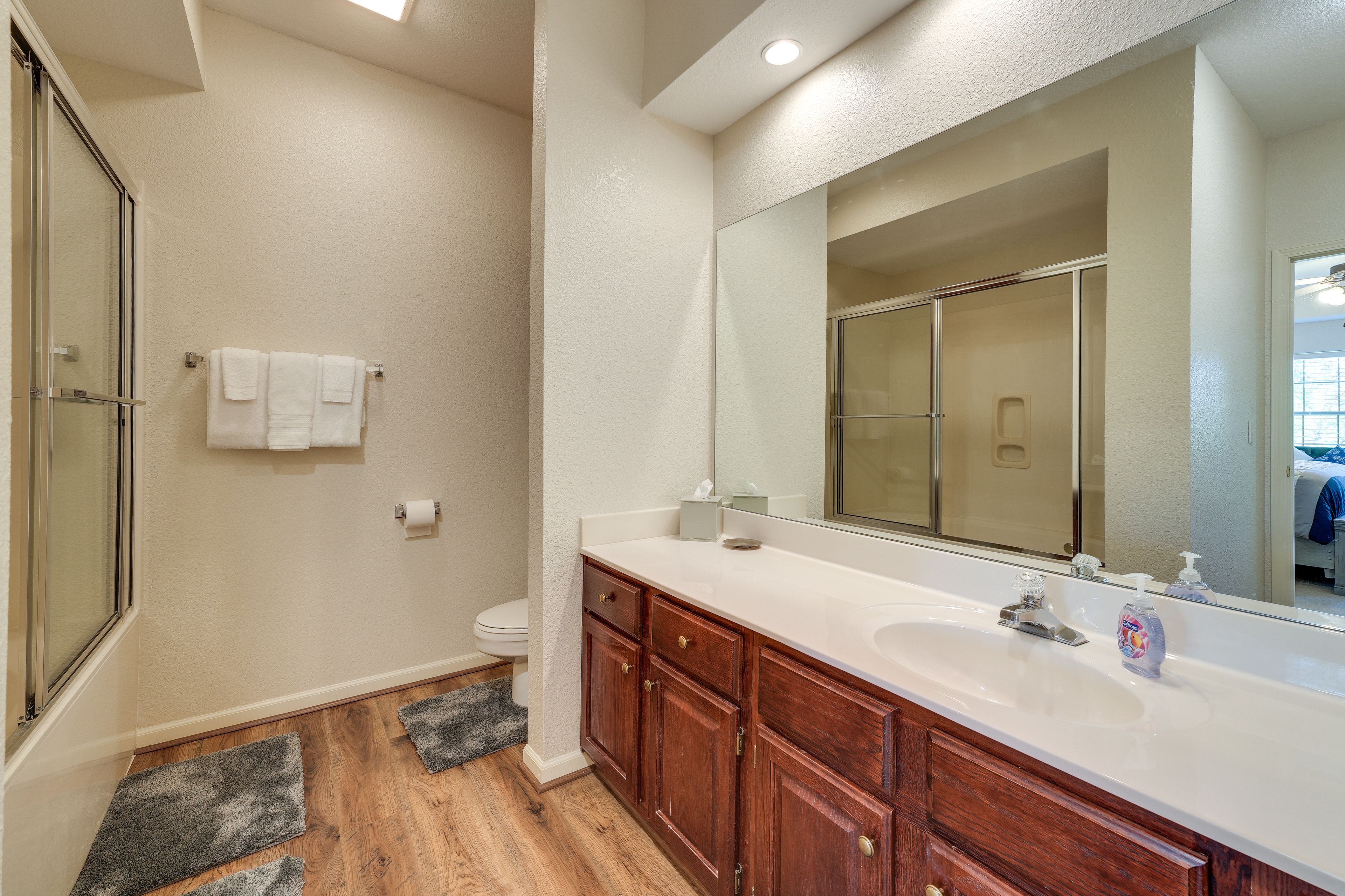 En-Suite Bathroom | Towels | Complimentary Toiletries | Hair Dryer
