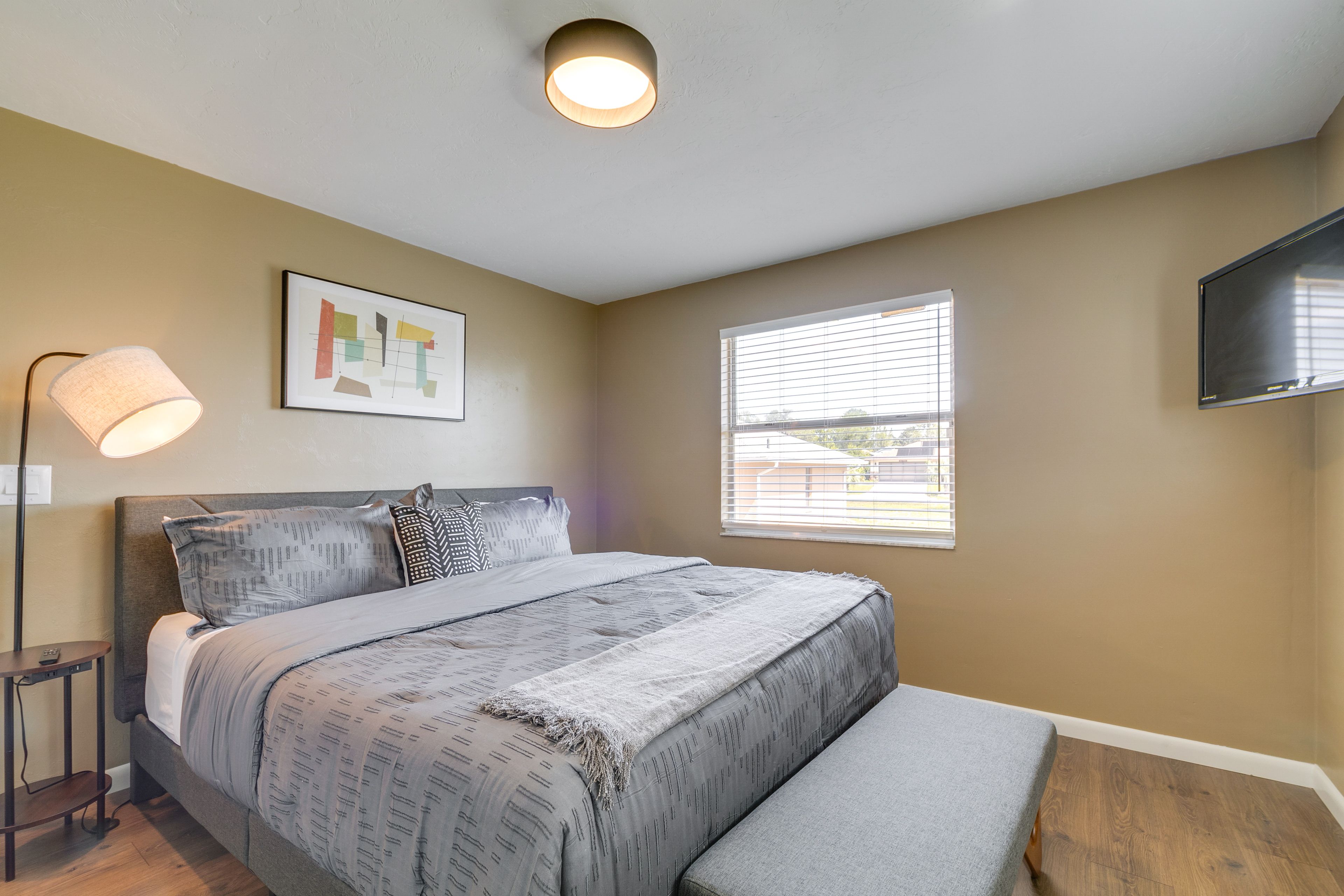 Bedroom 1 | King Bed | Linens Provided