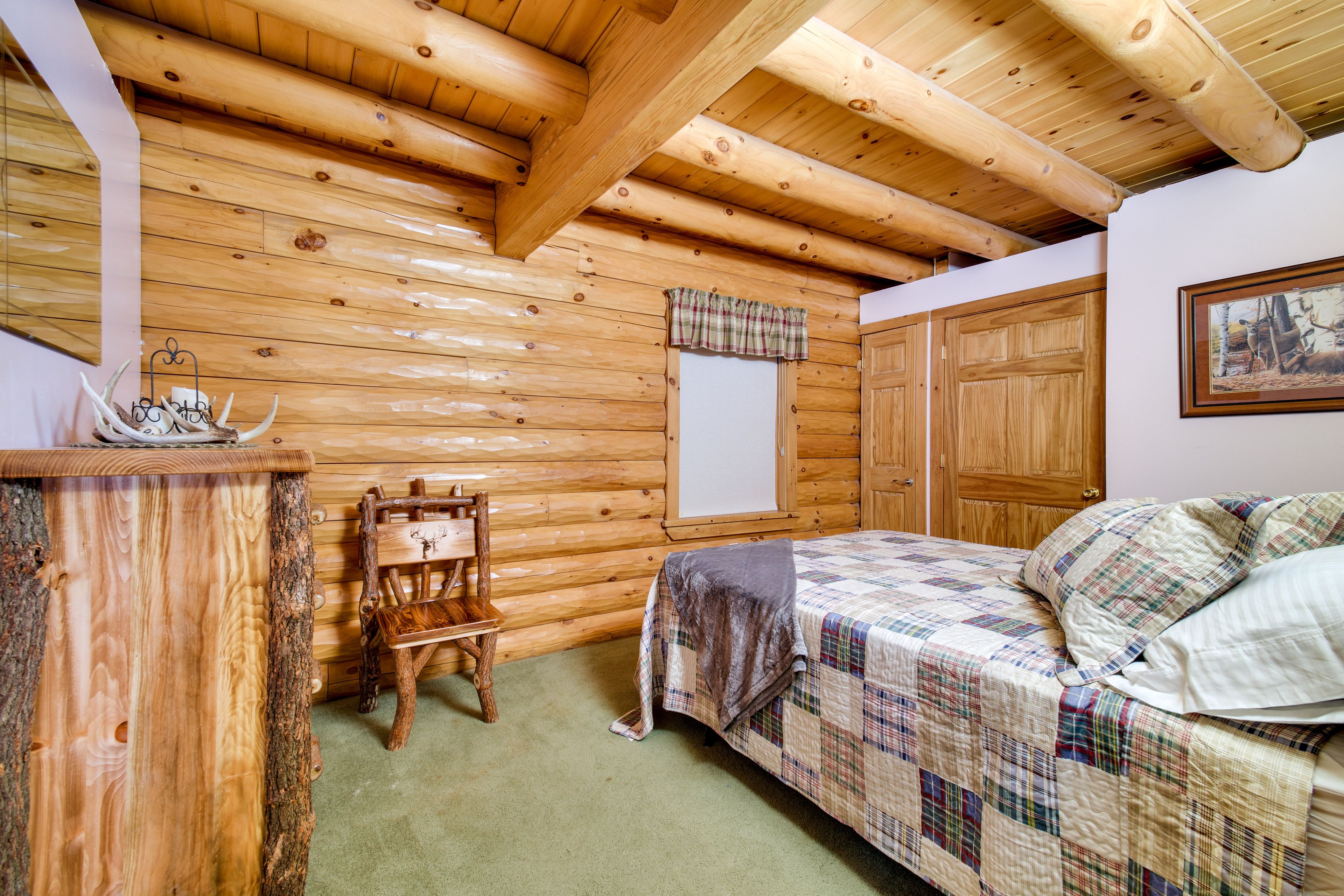 Bedroom 1 | 1st Floor | Queen Bed