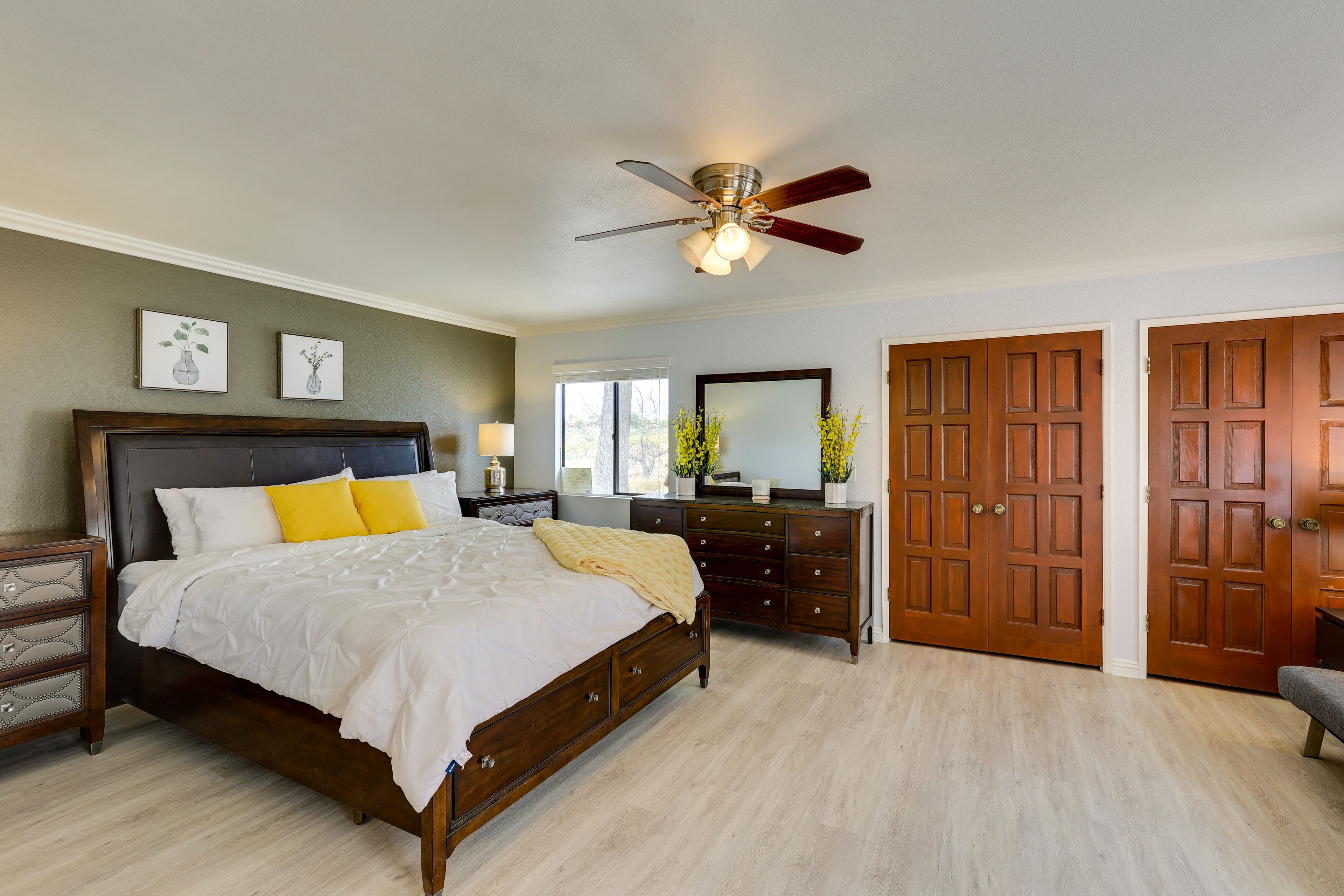Bedroom 1 | King Bed | Futon | Linens Provided