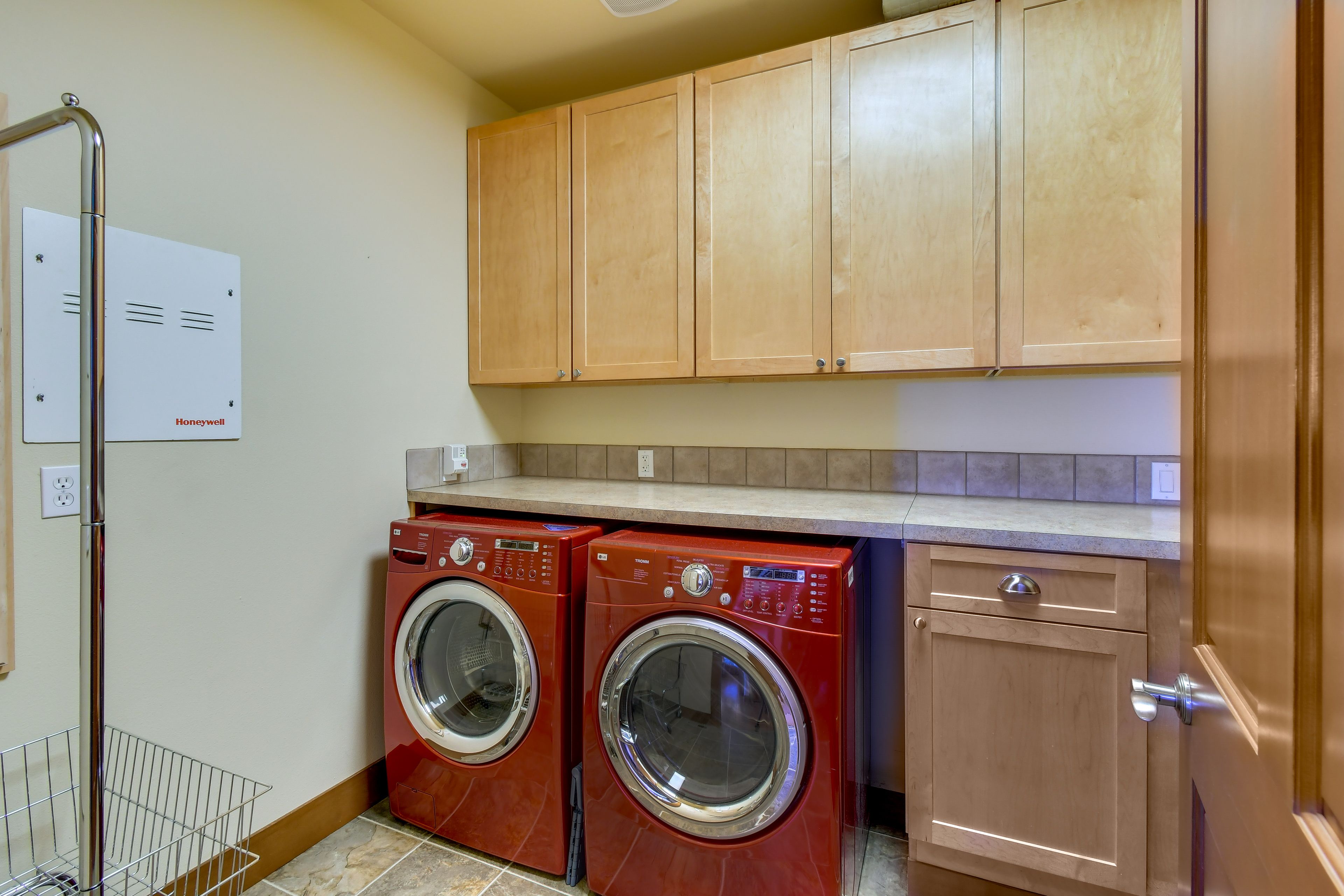 Laundry Room | Washer & Dryer | Linens Provided