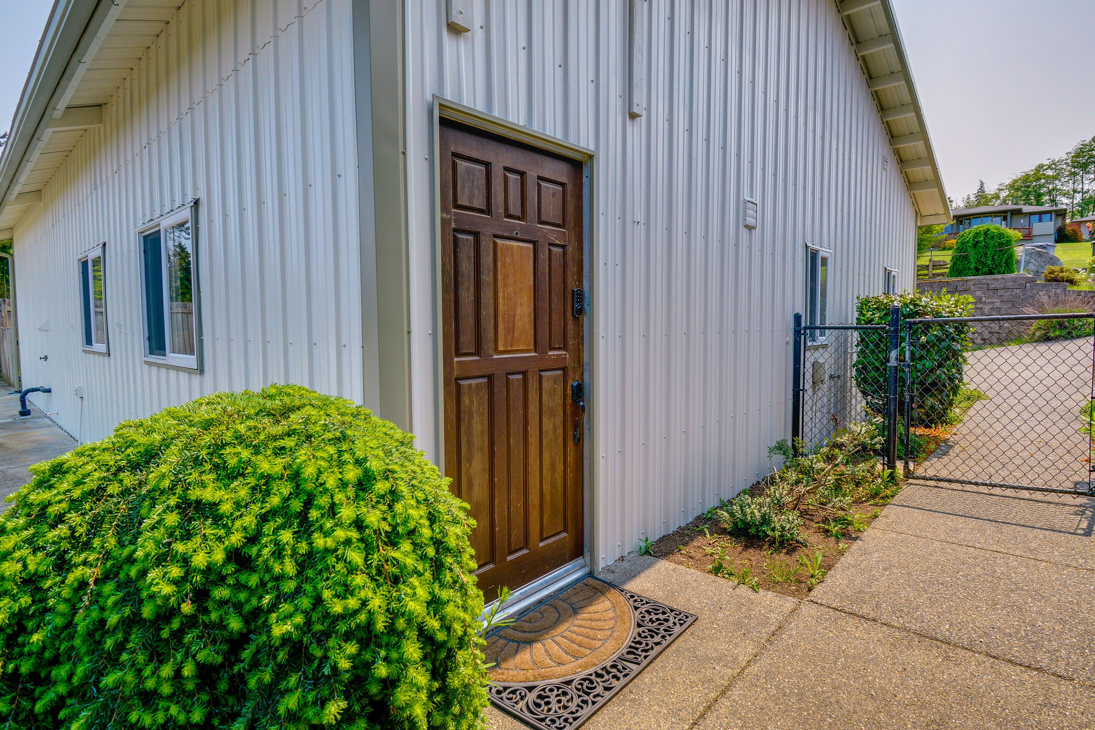 Front Door | Keyless Entry