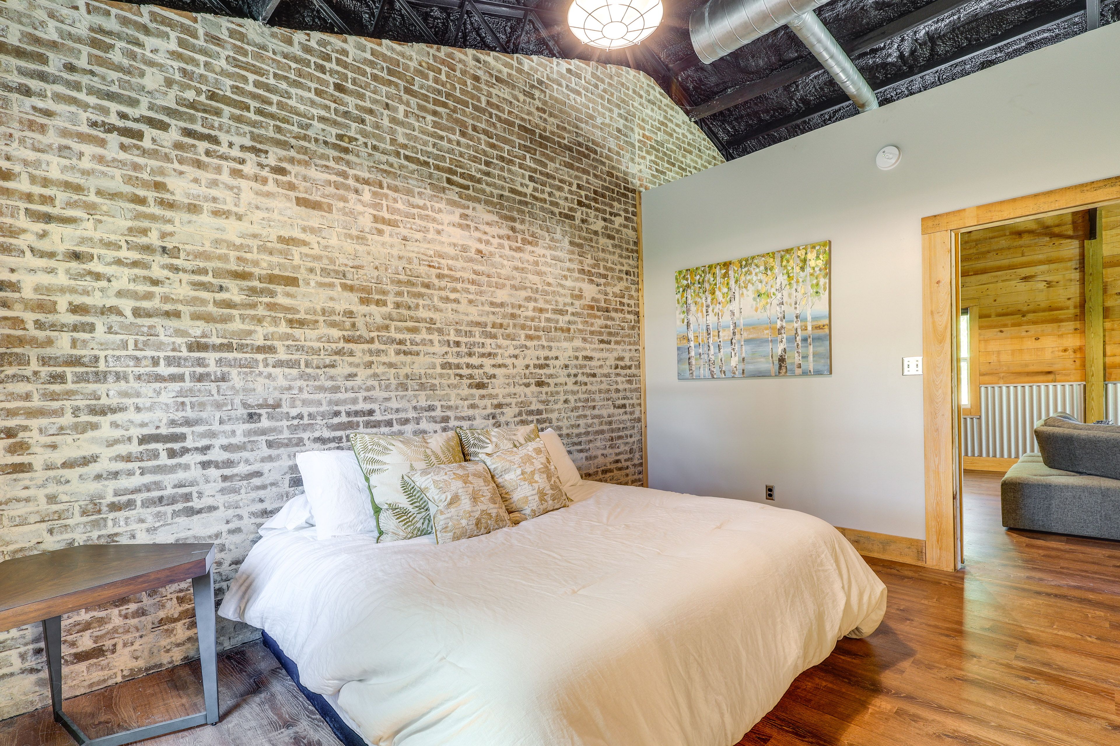 Bedroom | King Bed
