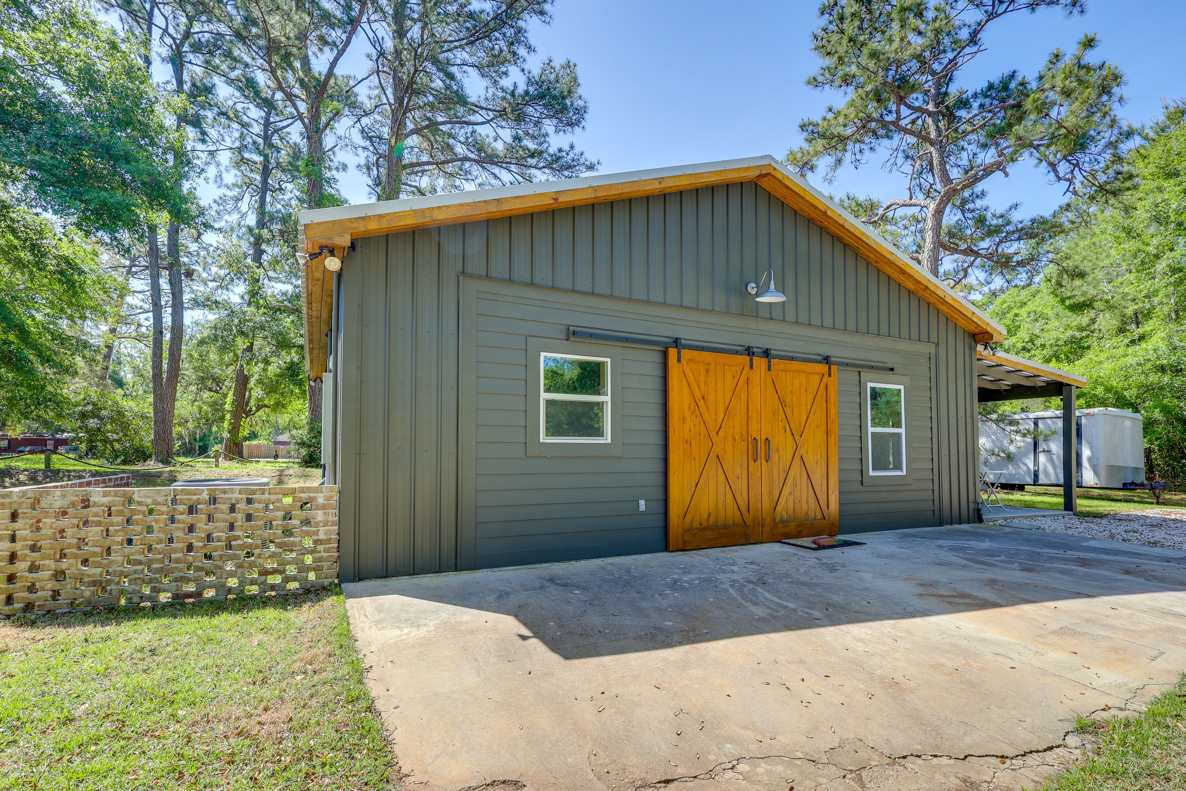 Parking | Driveway (3 Vehicles) | RV & Trailer Parking Allowed On-Site