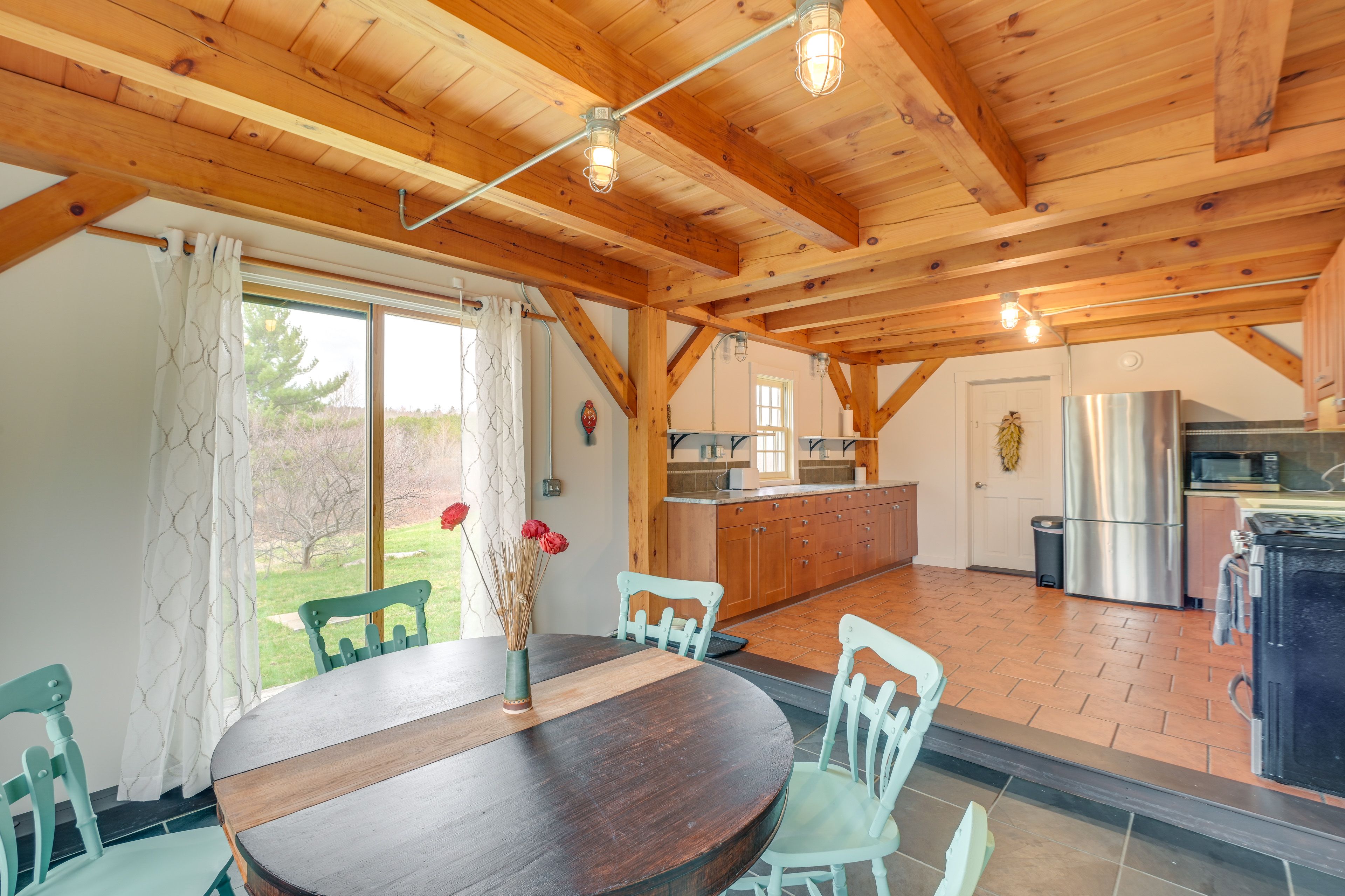 Dining Area | Full Kitchen | 1st Floor
