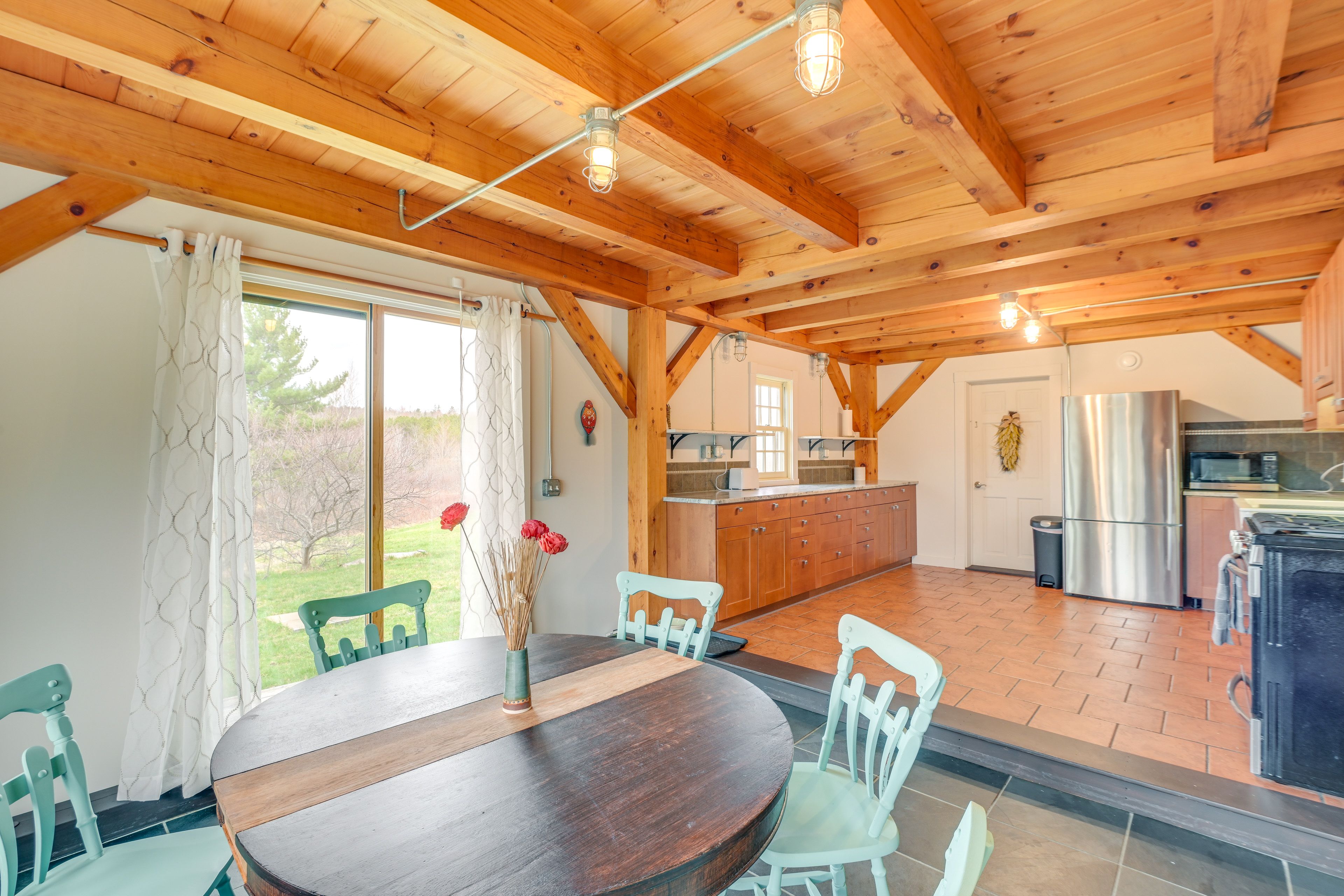 Dining Area | Full Kitchen | 1st Floor