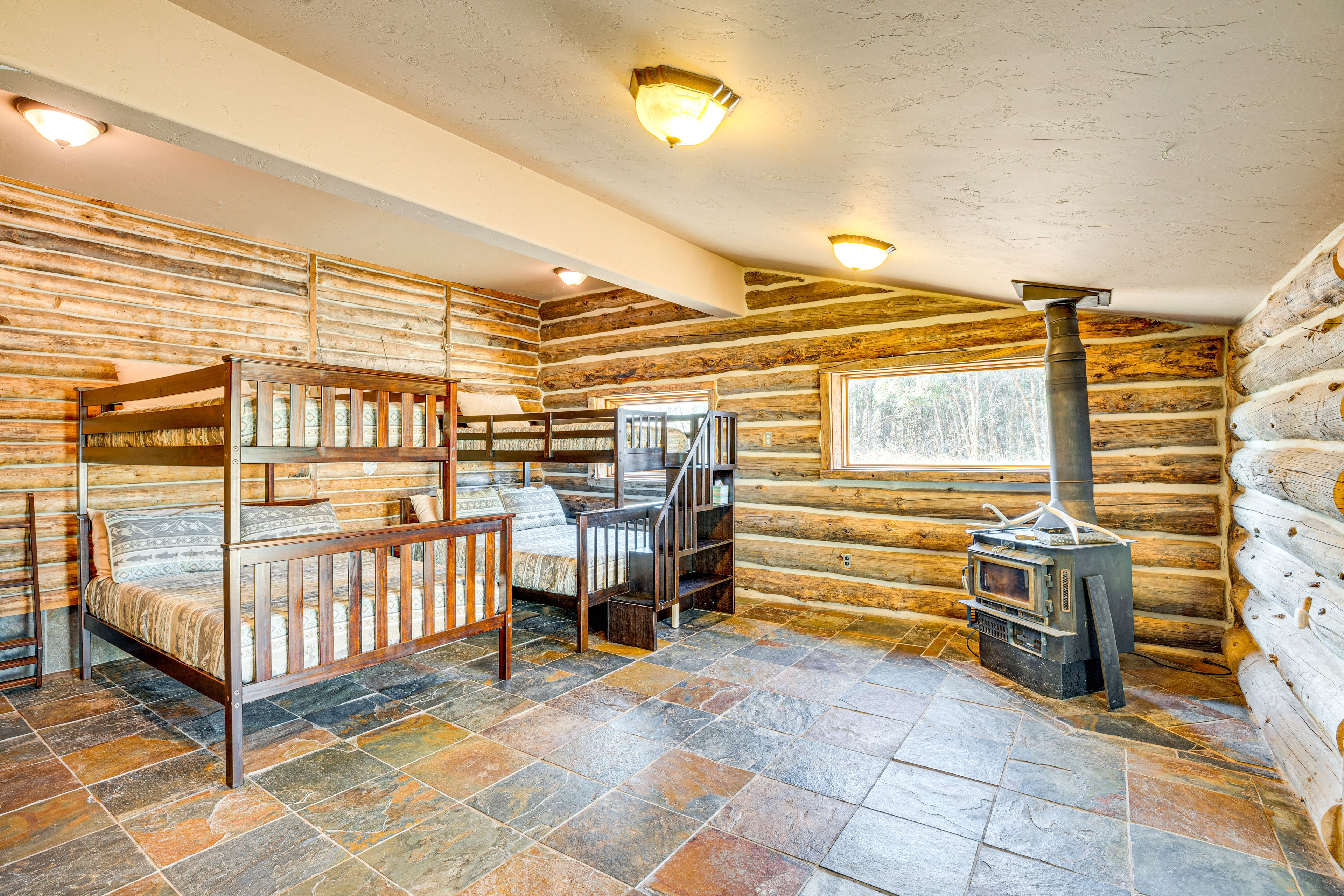 Bedroom 3 | 2 Twin/Full Bunk Beds | 1st Floor