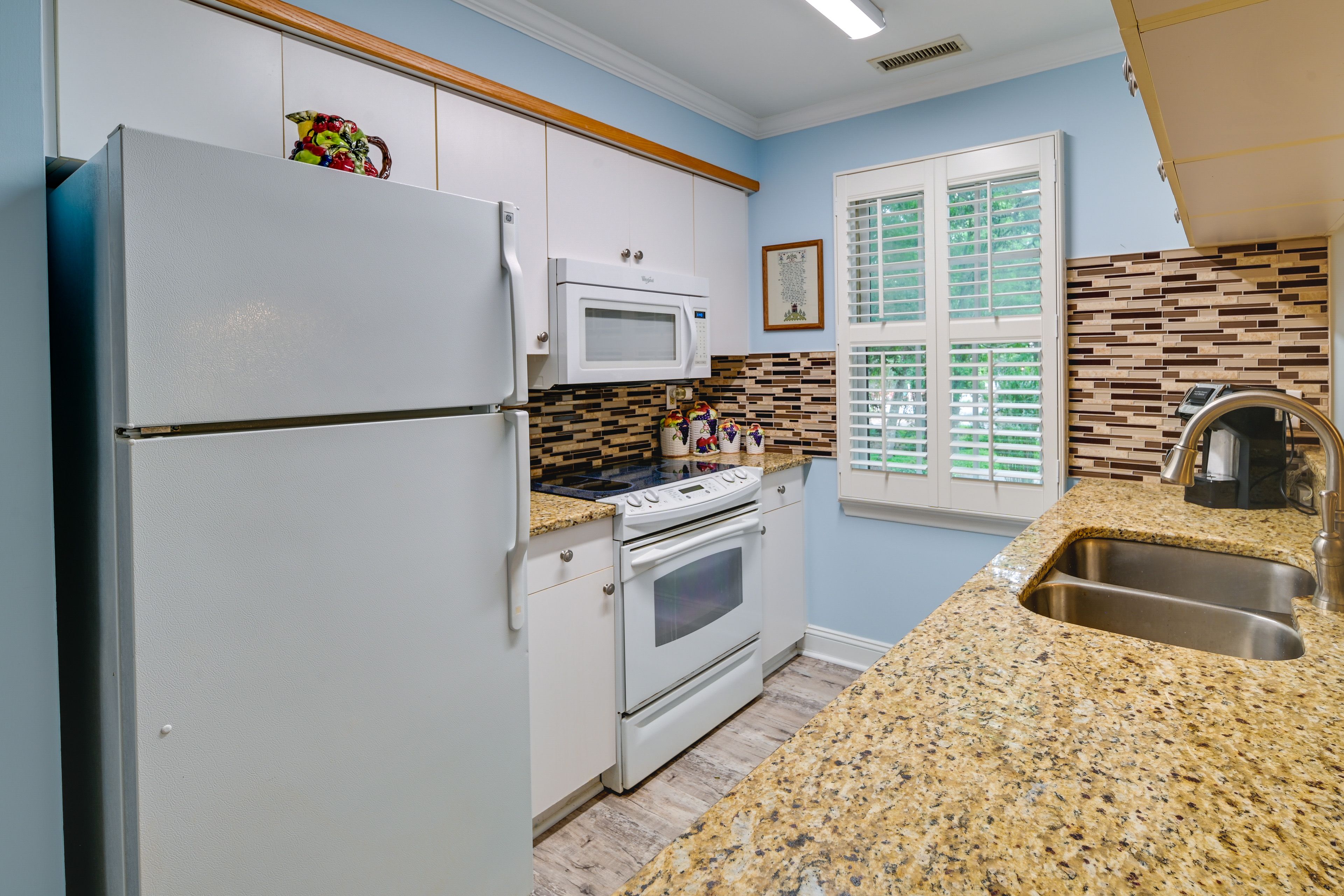 Kitchen | Dishware & Flatware | Coffee Maker