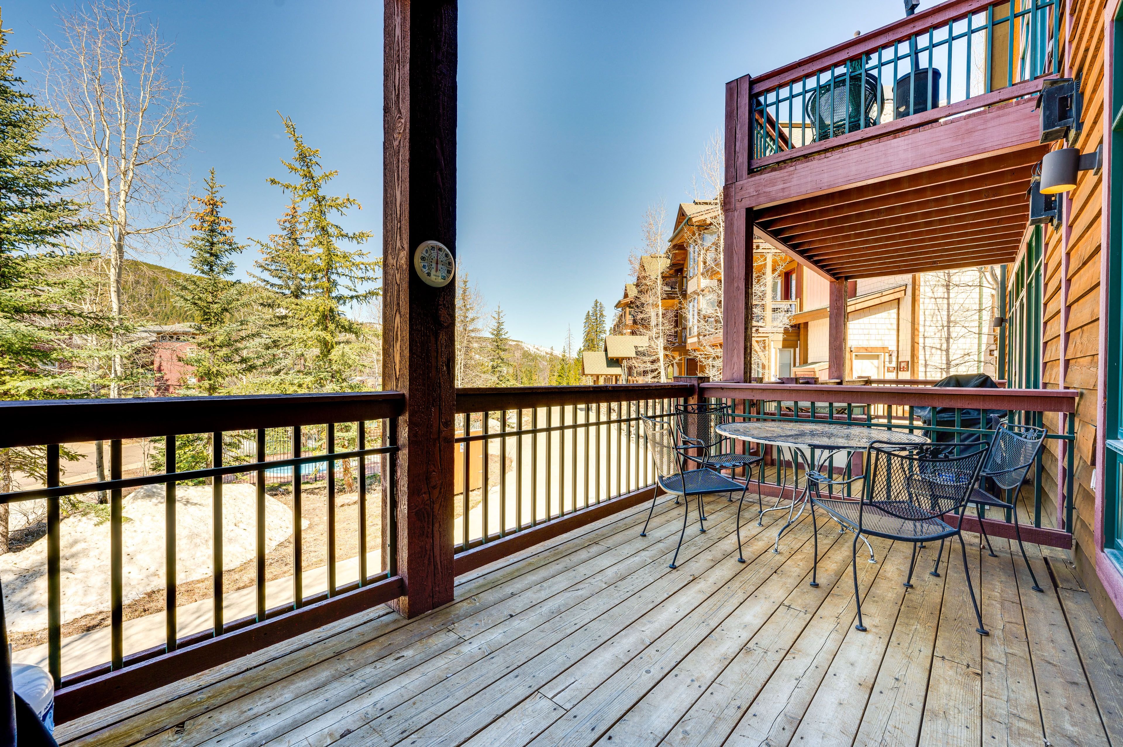 Balcony | Dining Area | Gas Grill | Mountain Views