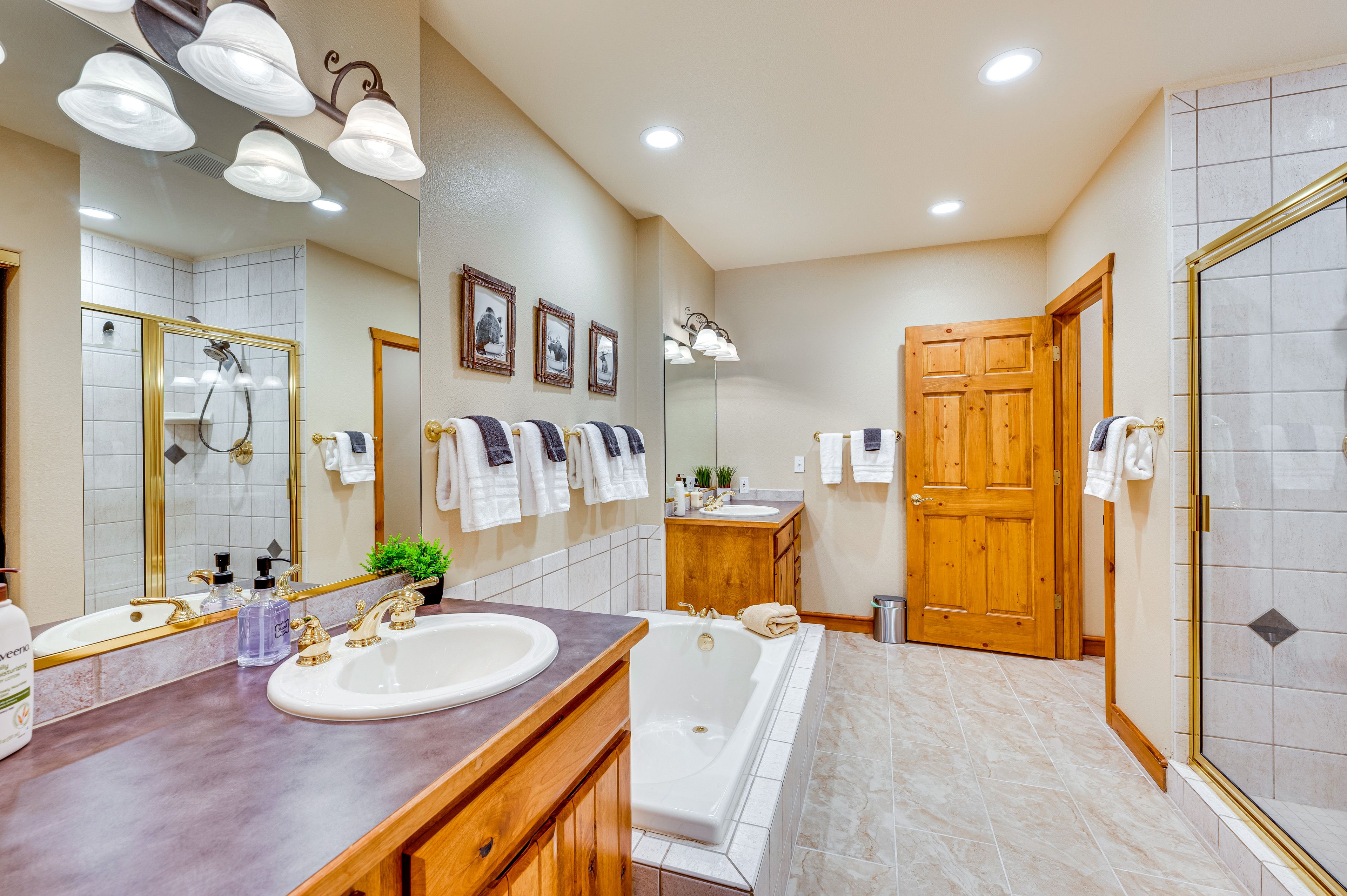 En-Suite Bathroom