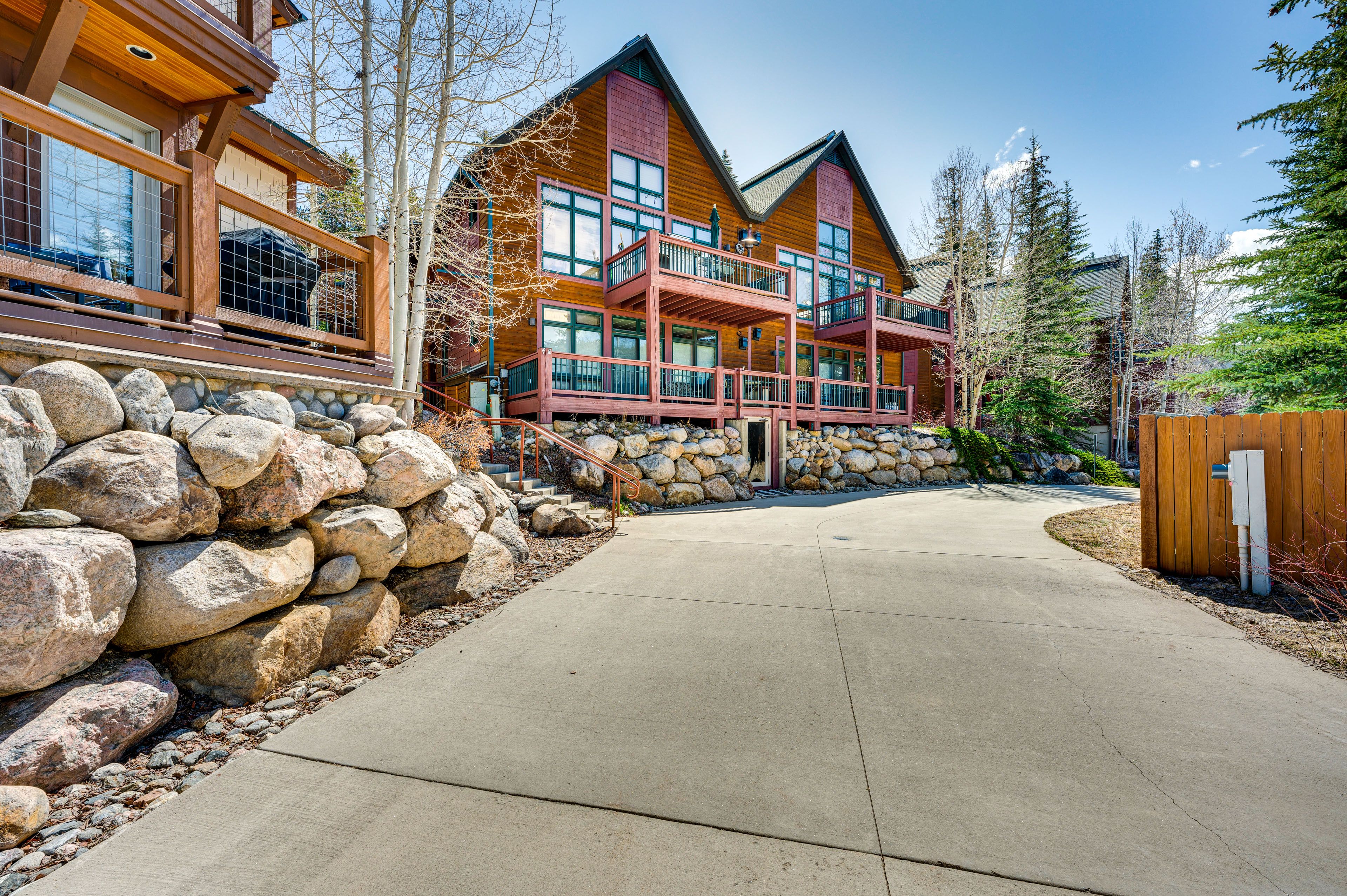 Building Exterior | Outdoor Staircase to Entrance