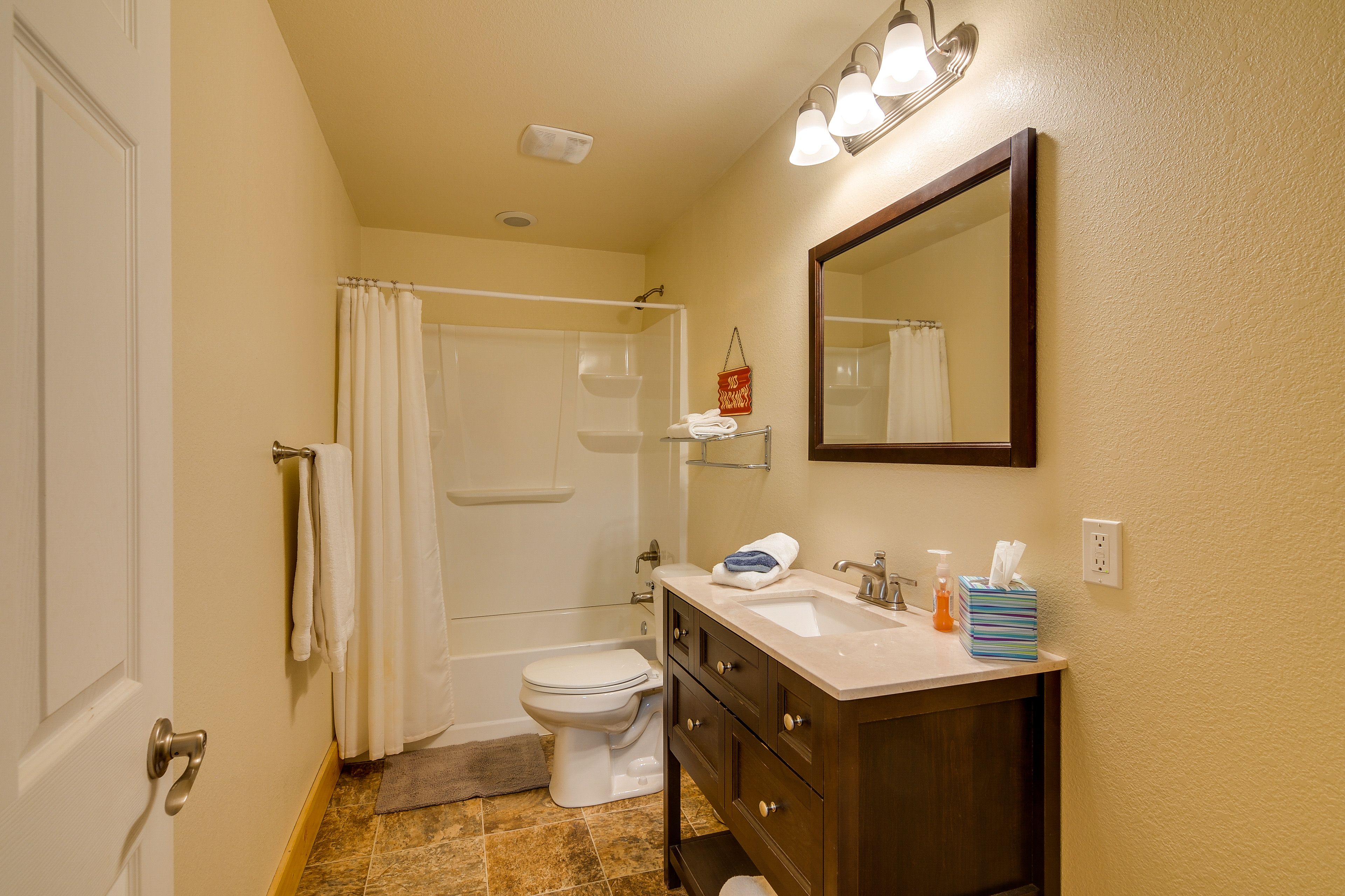 Full Bathroom | Basement