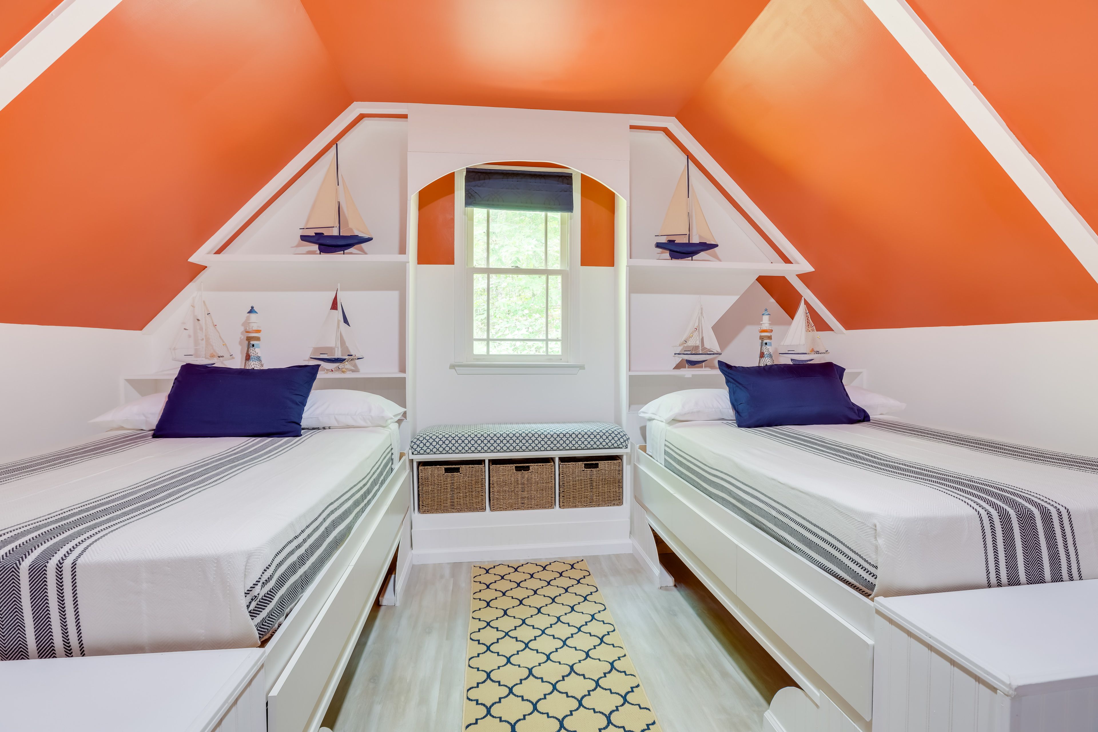 Studio | 2 Full Beds | Linens & Towels | Smart TV