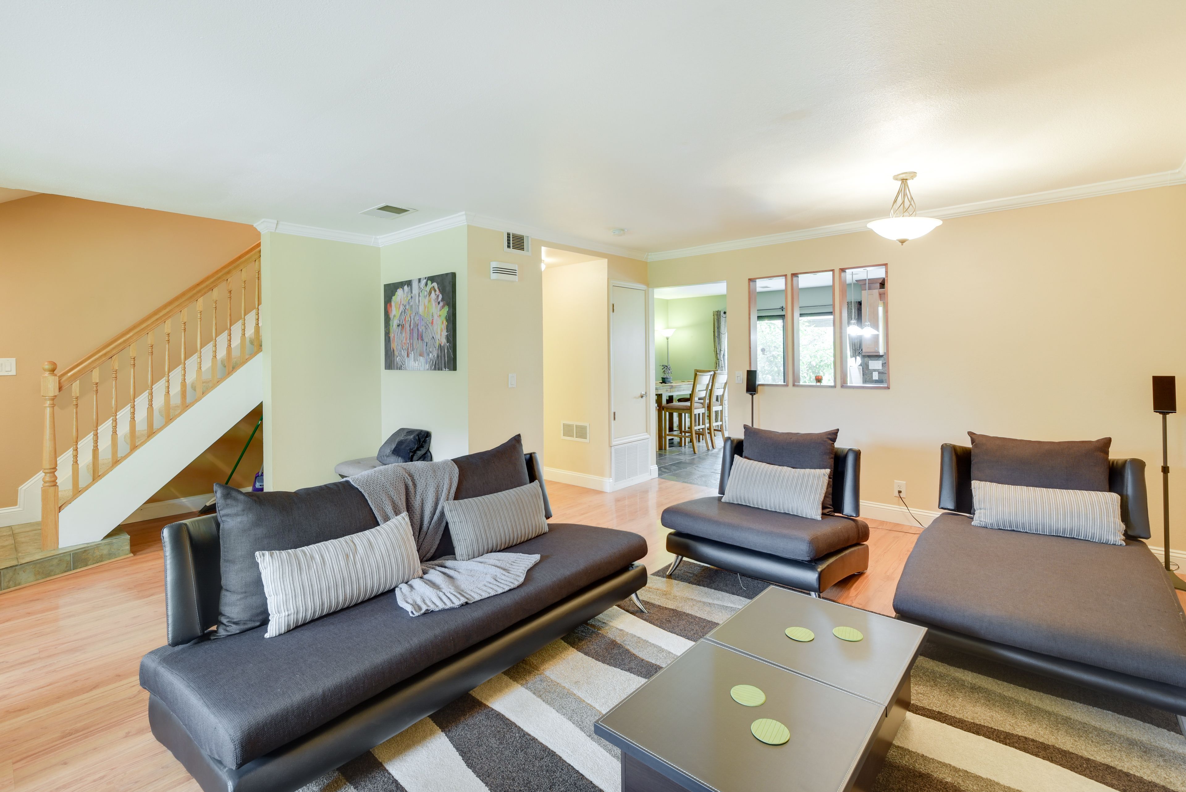 Living Room | Main Level | Free WiFi | Smart TVs