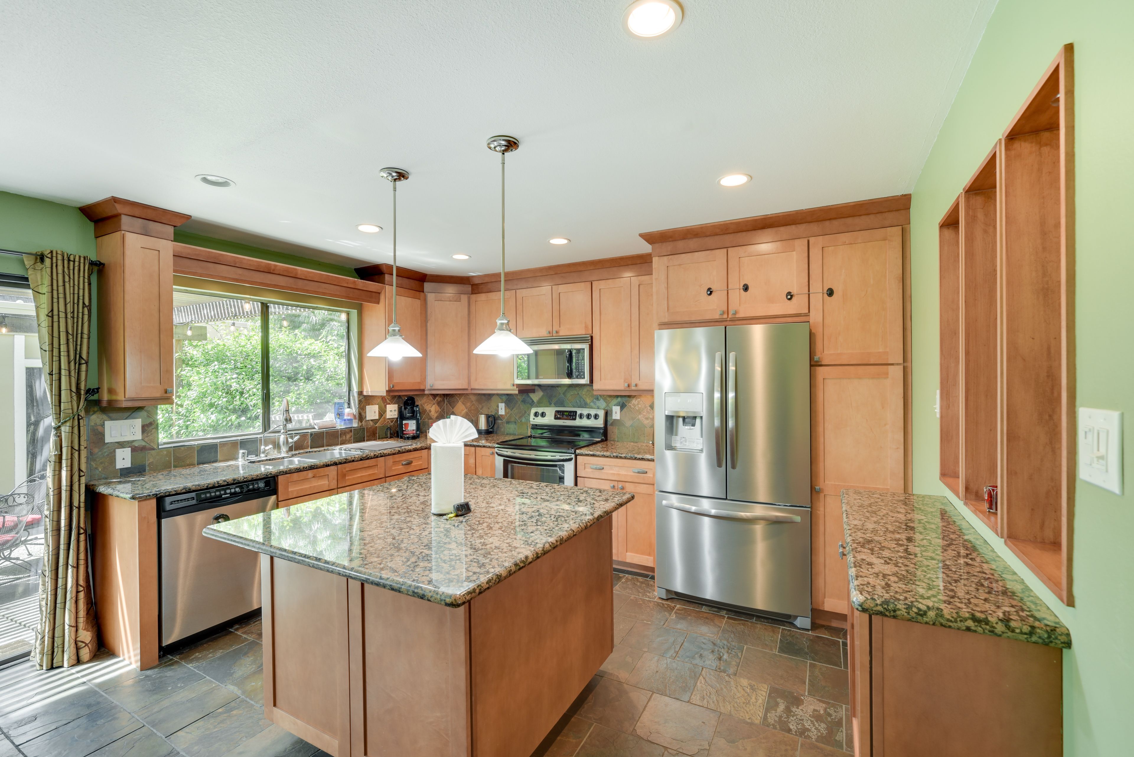 Kitchen | Cooking Basics | Keurig Coffee Maker | Dishwasher