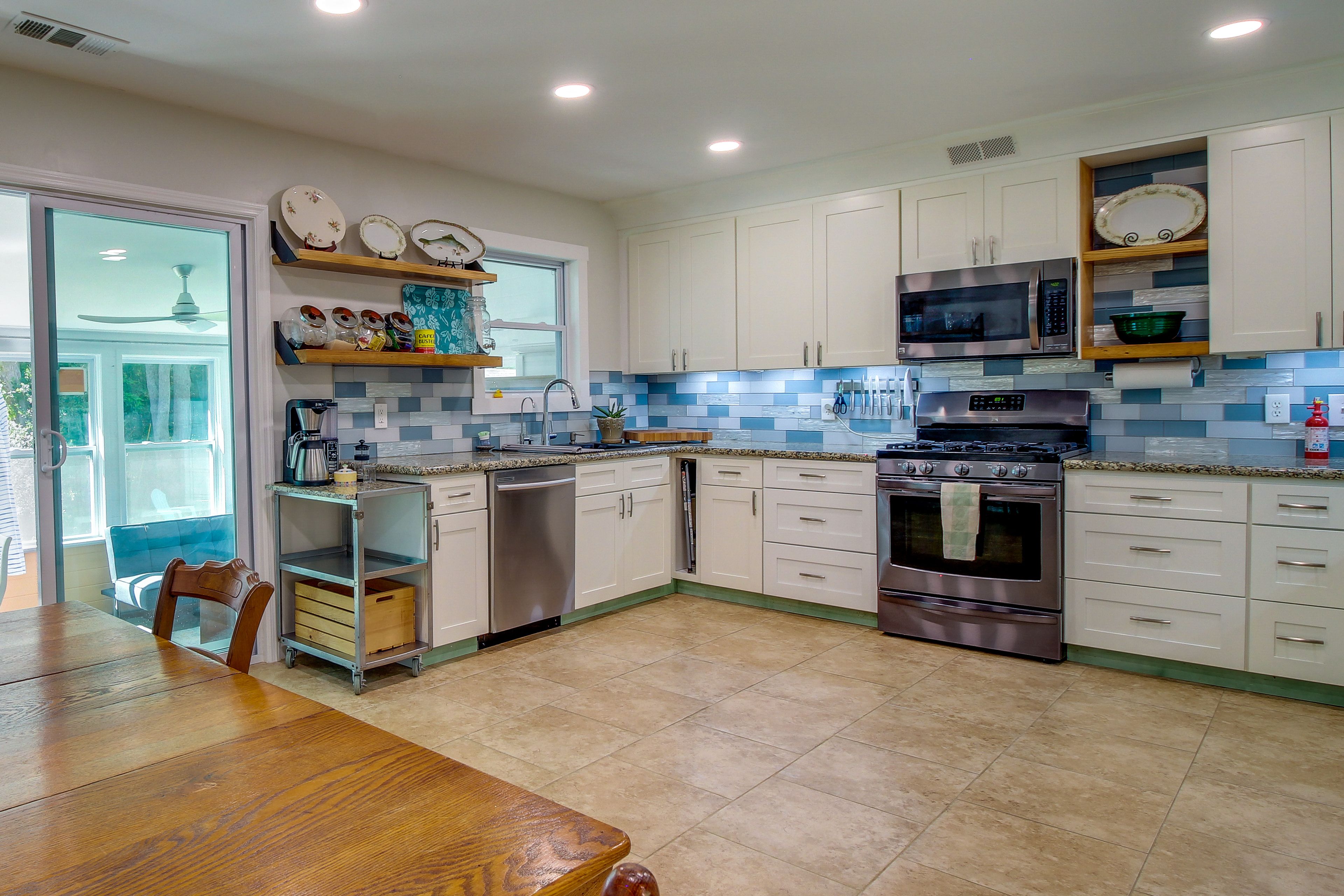 Kitchen | Cooking Basics Supplied