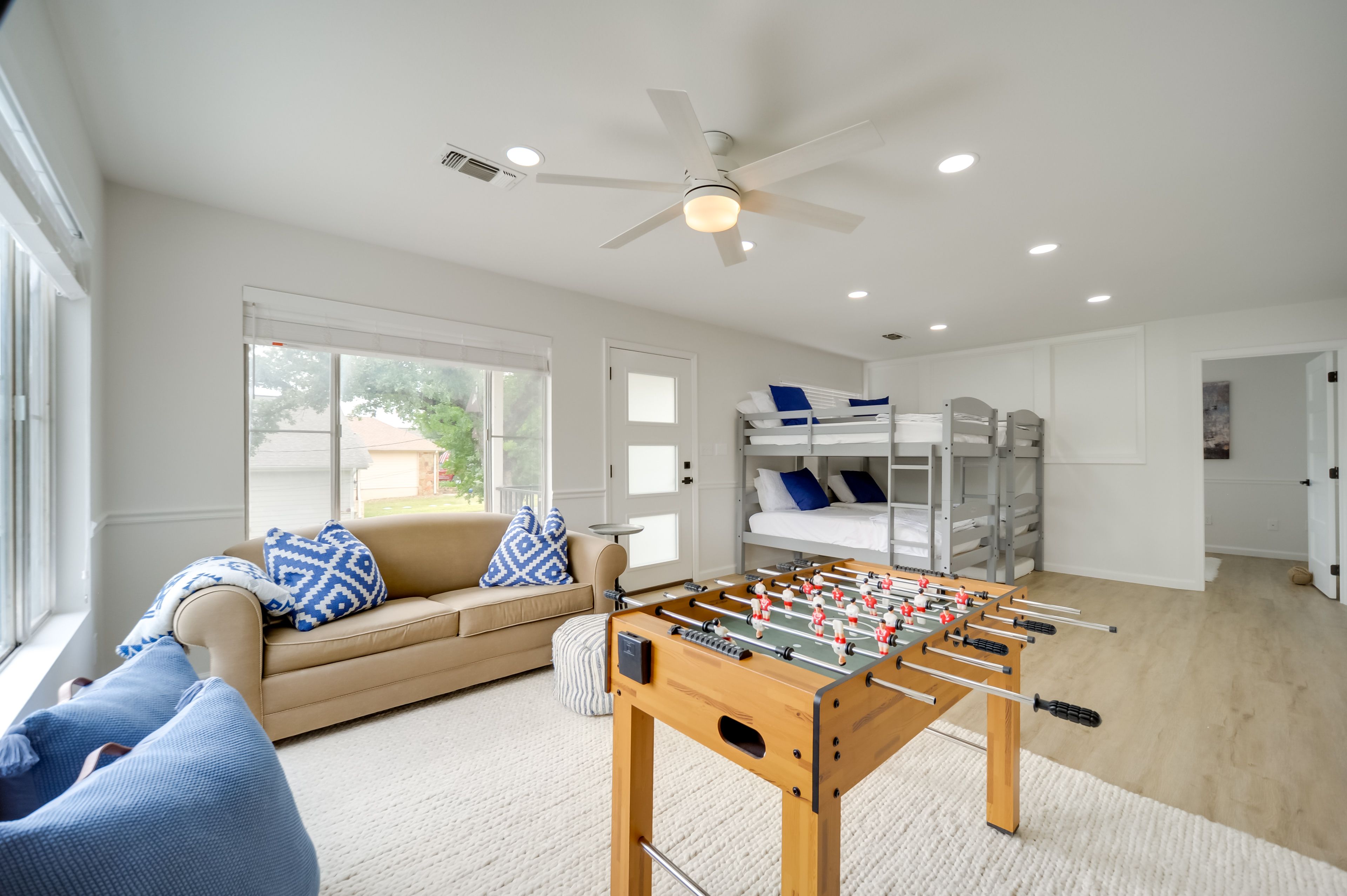 Loft | 2 Twin Bunk Beds | Full Sleeper Sofa | Smart TV | Foosball Table