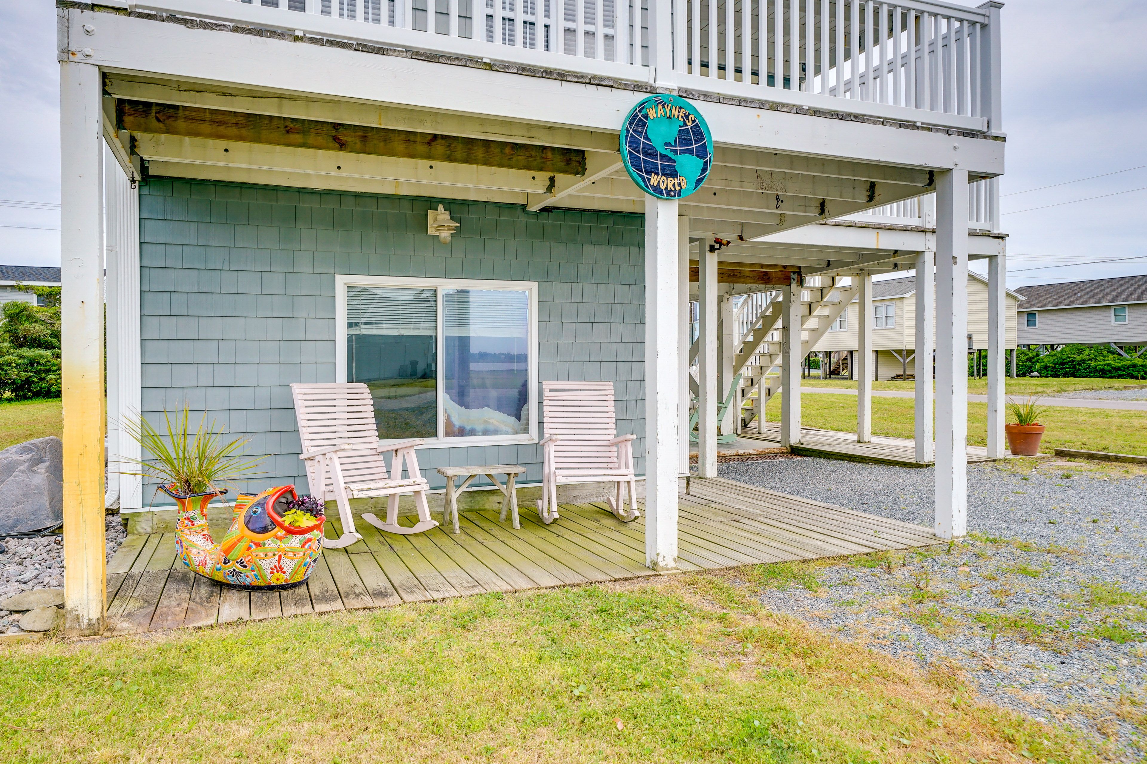 Home Exterior | Parking | Driveway (4 Vehicles)
