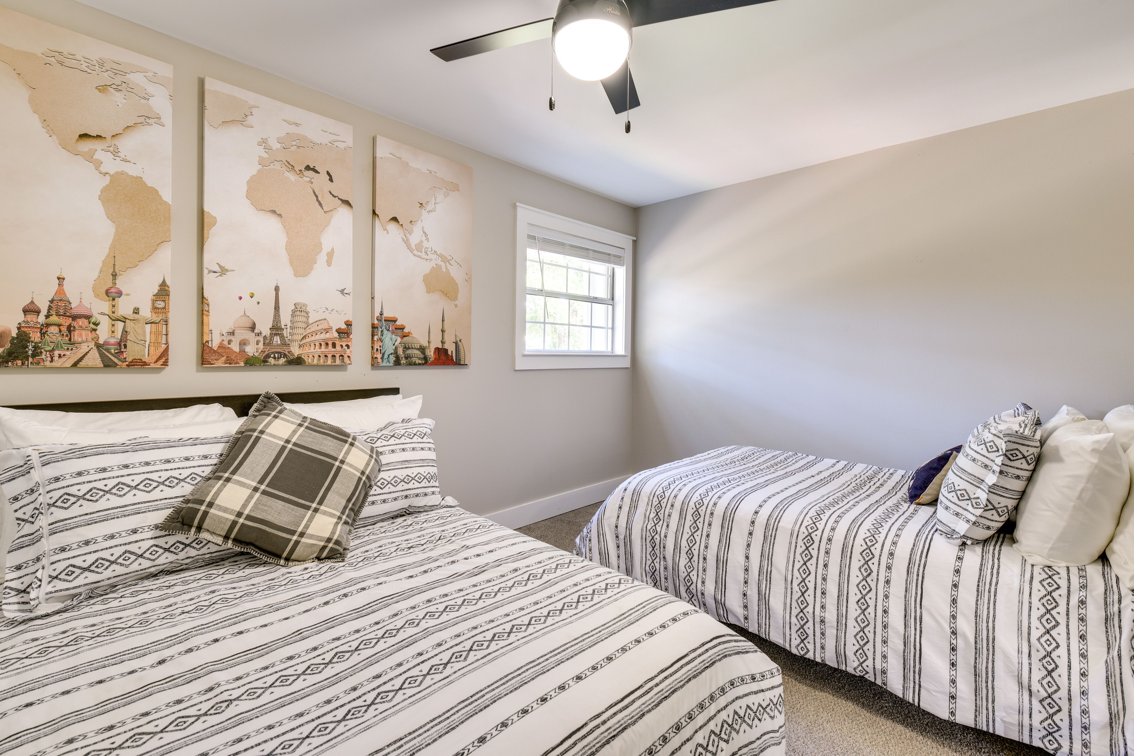 Bedroom 2 | 2 Twin Beds