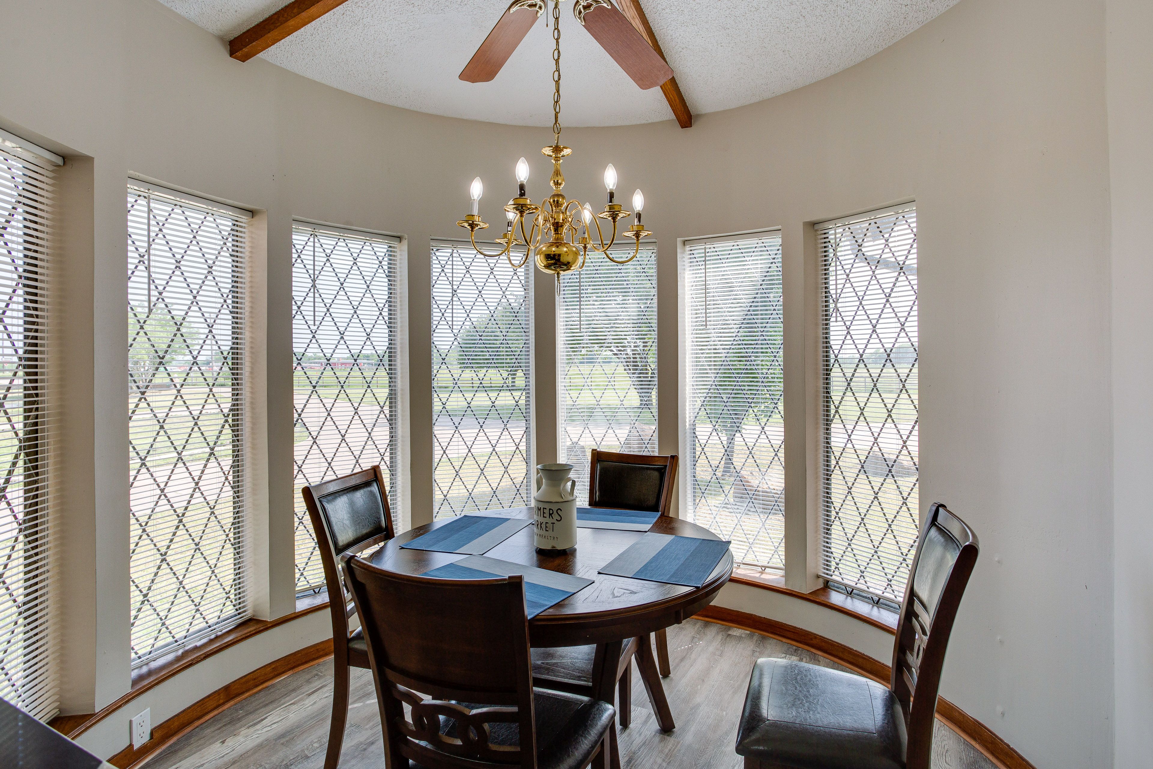 Breakfast Nook