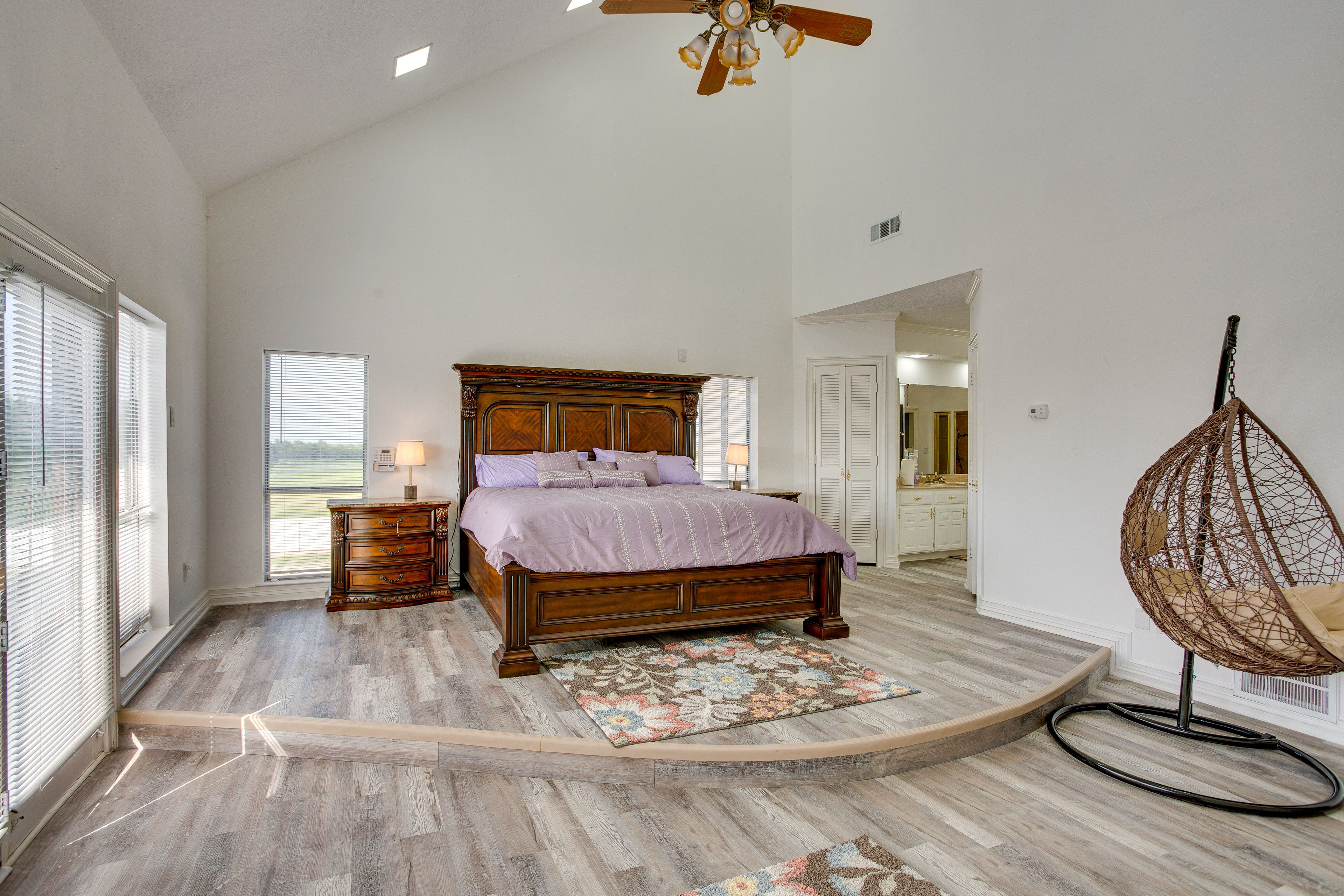 Bedroom 1 | King Bed | Main Level | Linens Provided