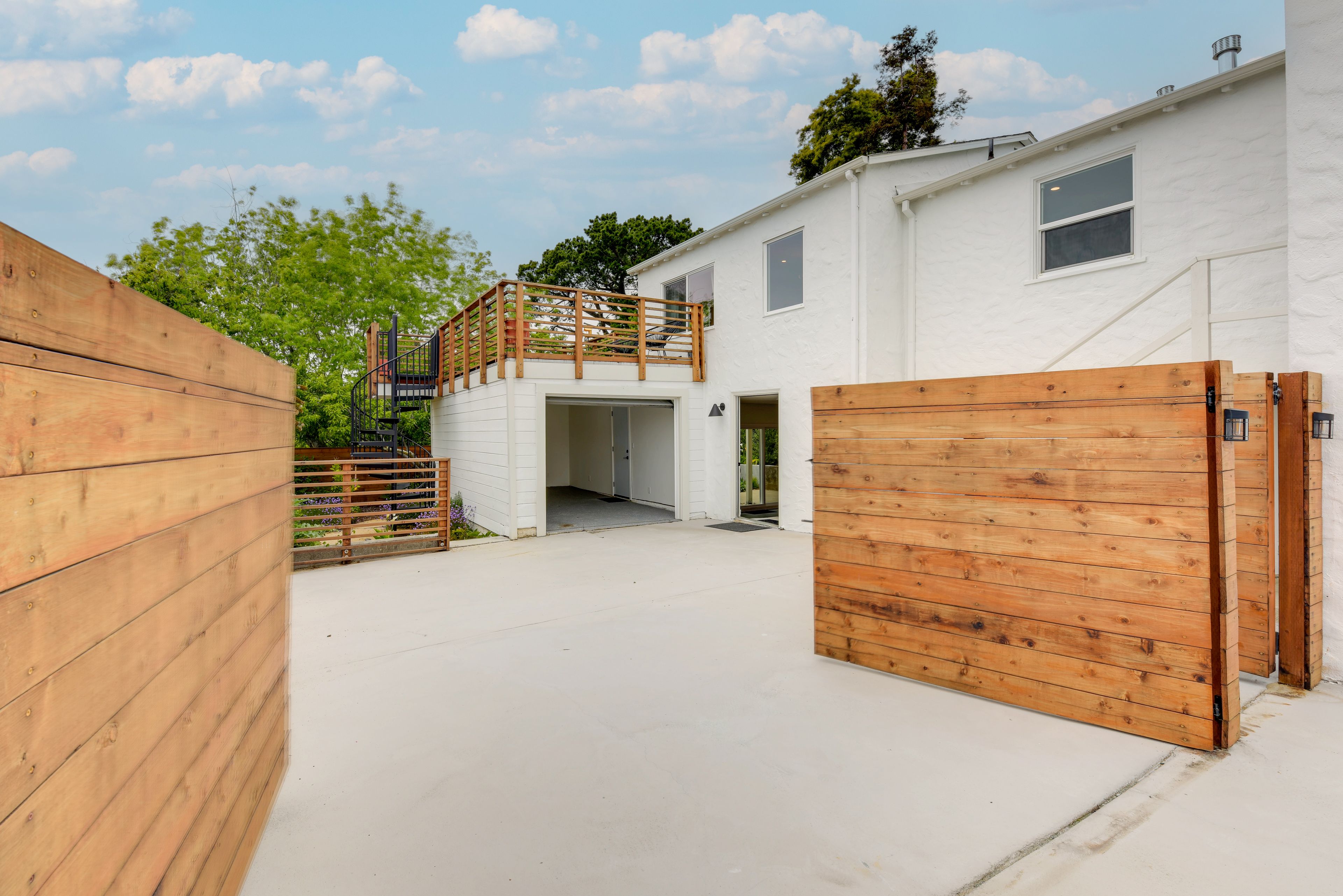 Home Exterior | Driveway Parking (2 Vehicles)