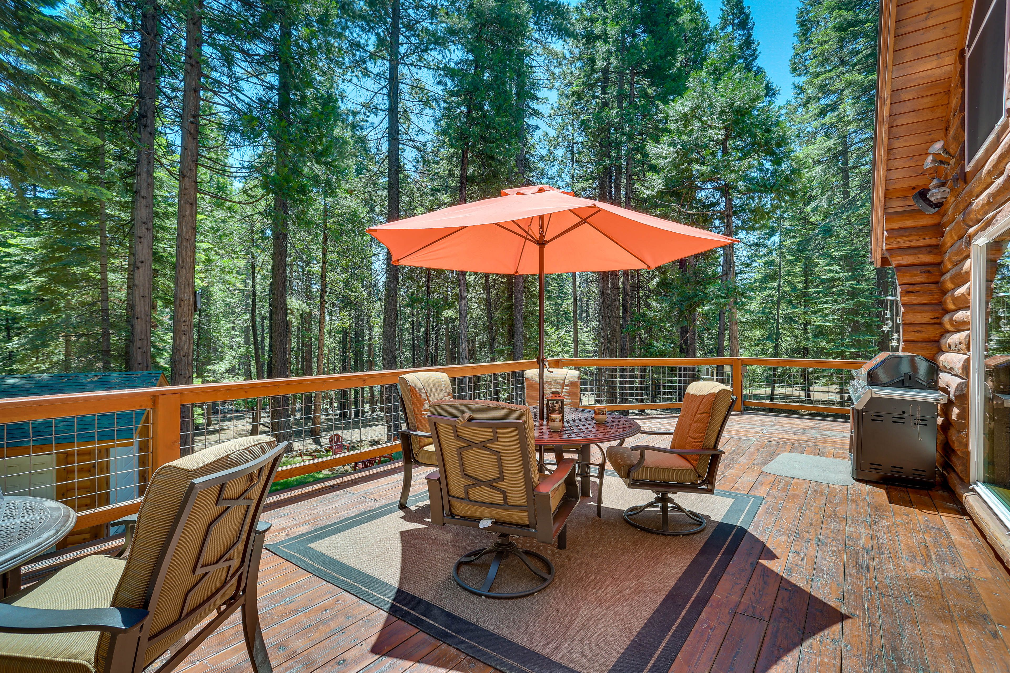Westwood Vacation Rental | 3BR | 2BA | 1,917 Sq Ft | Steps Required to Enter