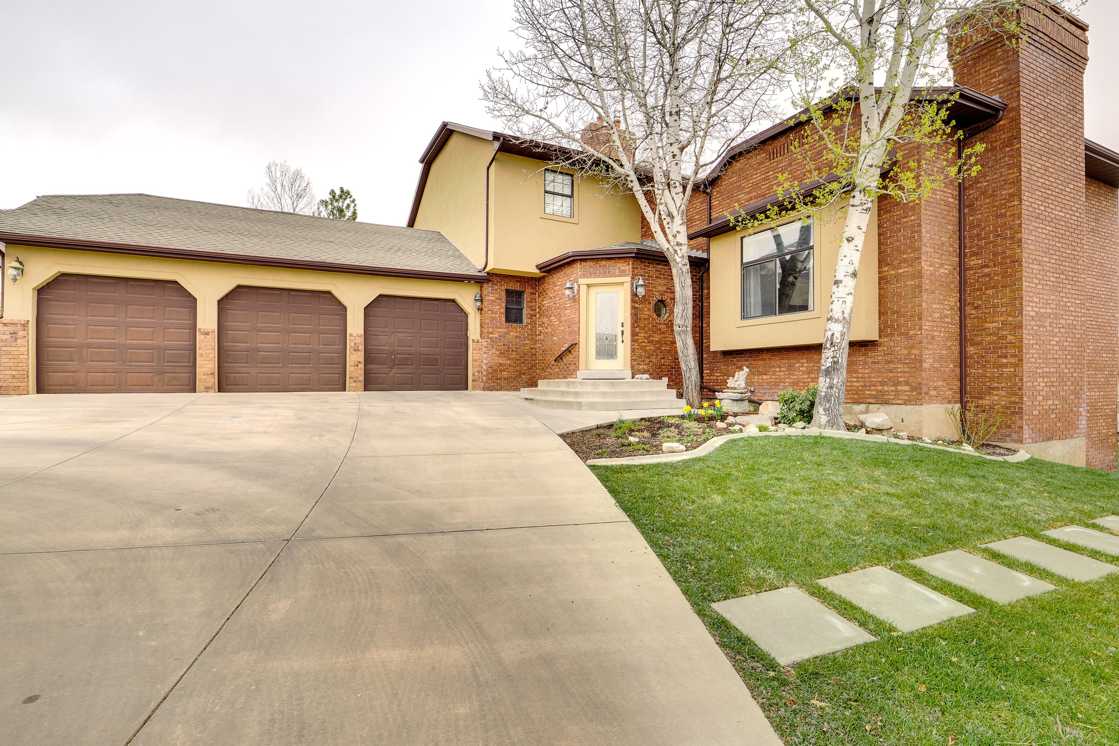 Parking | Driveway (2 Vehicles) | Apartment Entrance in Back of House