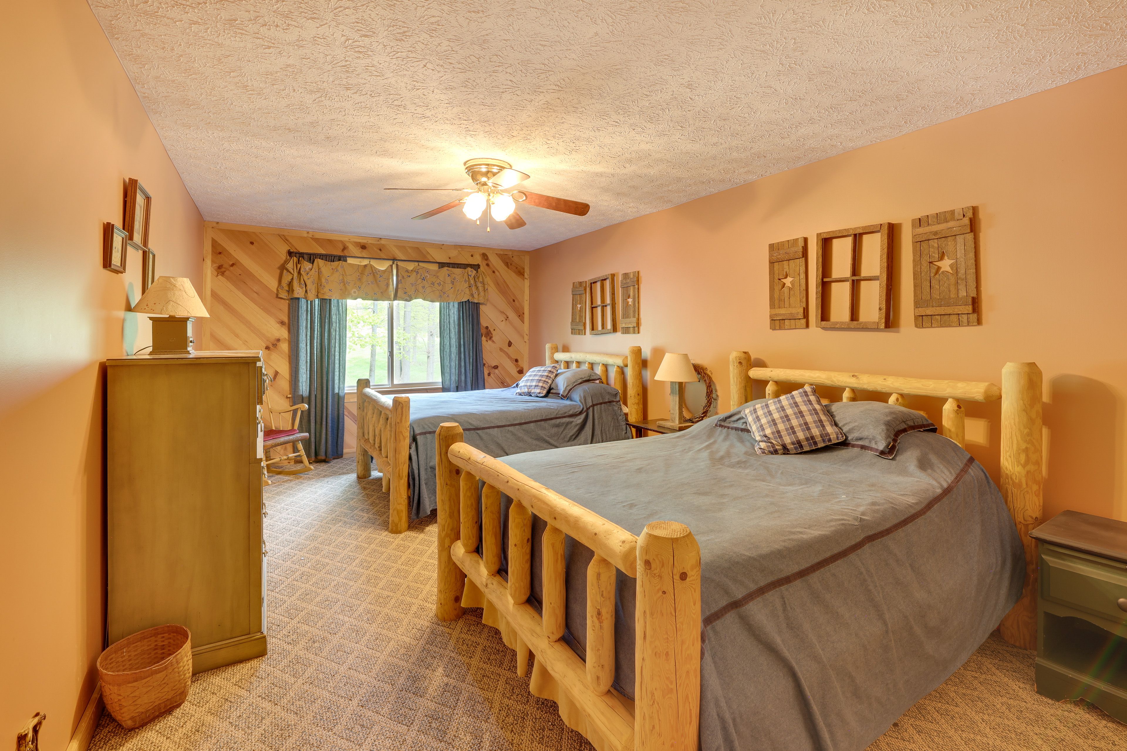 Bedroom 1 | 1st Floor | 2 Queen Beds