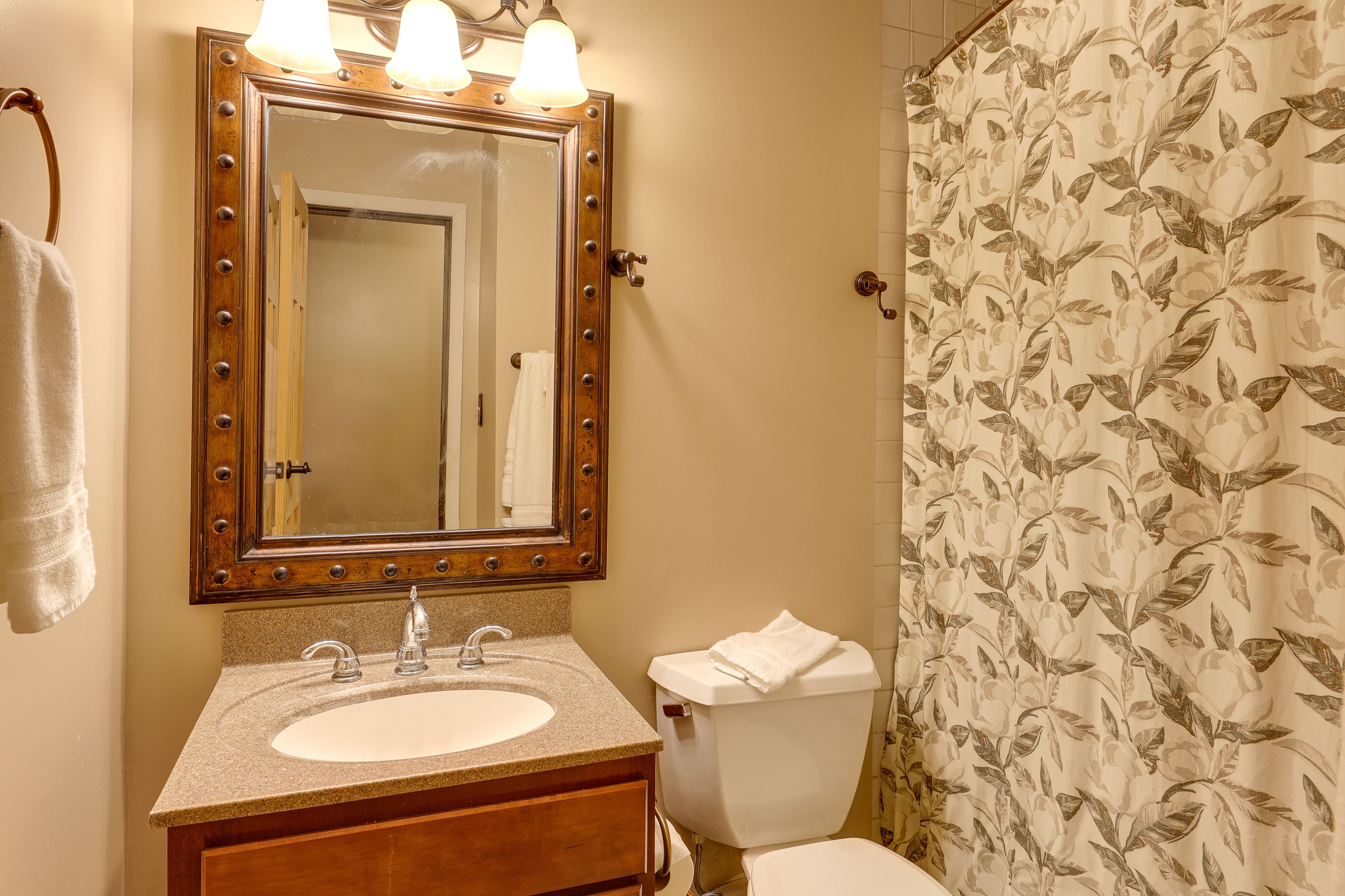 En-Suite Bathroom