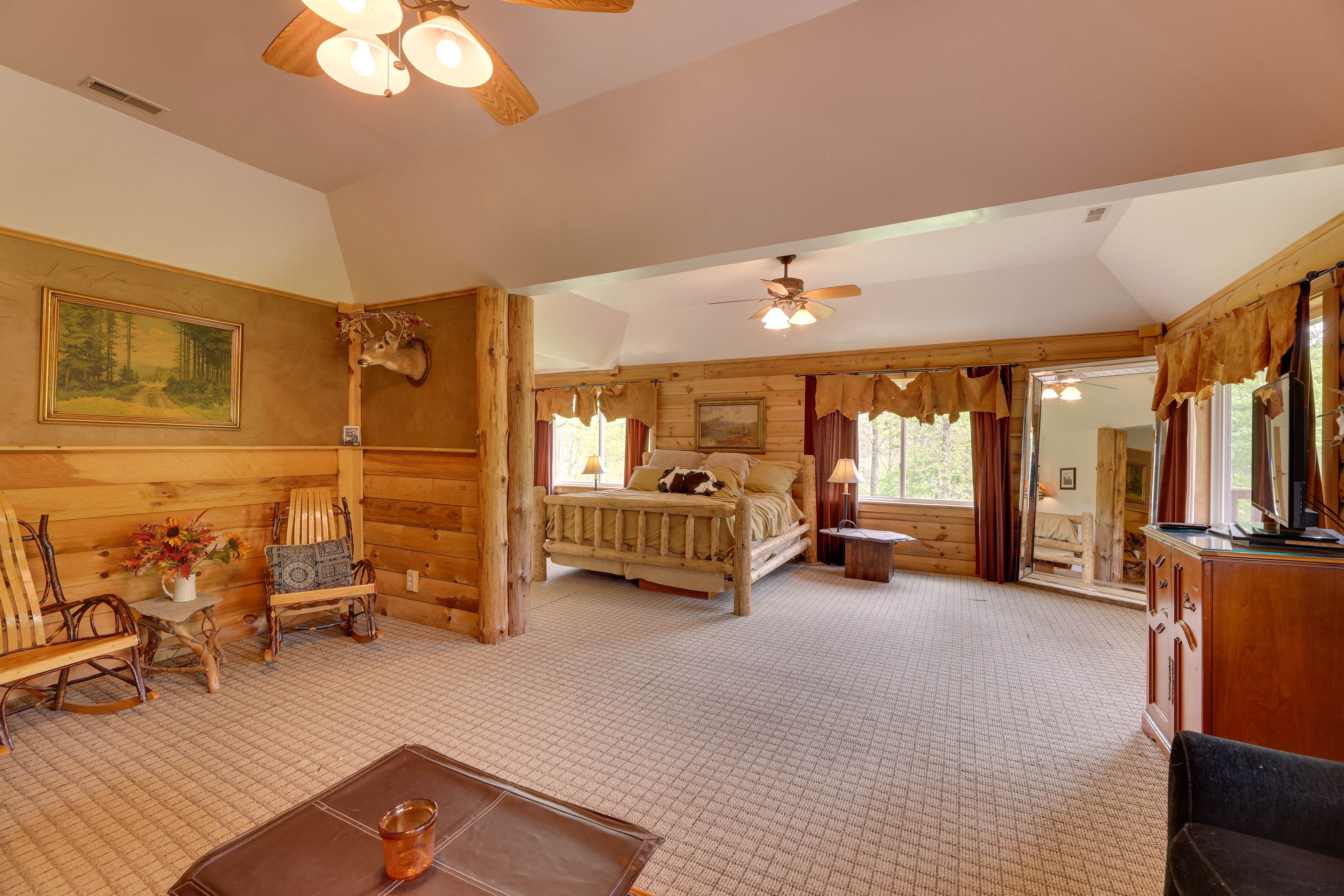 Bedroom Suite 2 | 2nd Floor | King Bed | Smart TV | Linens Provided
