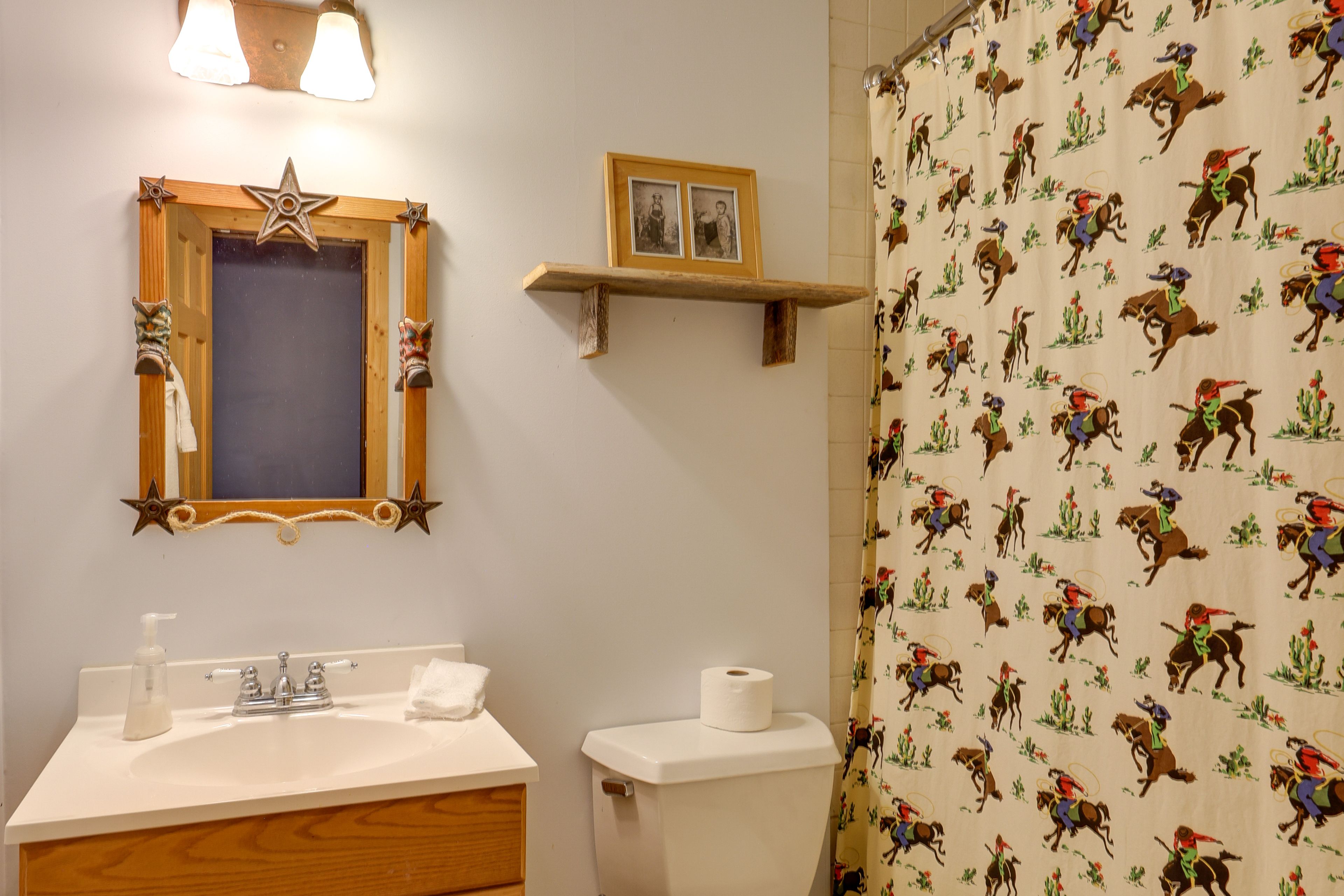 En-Suite Bathroom