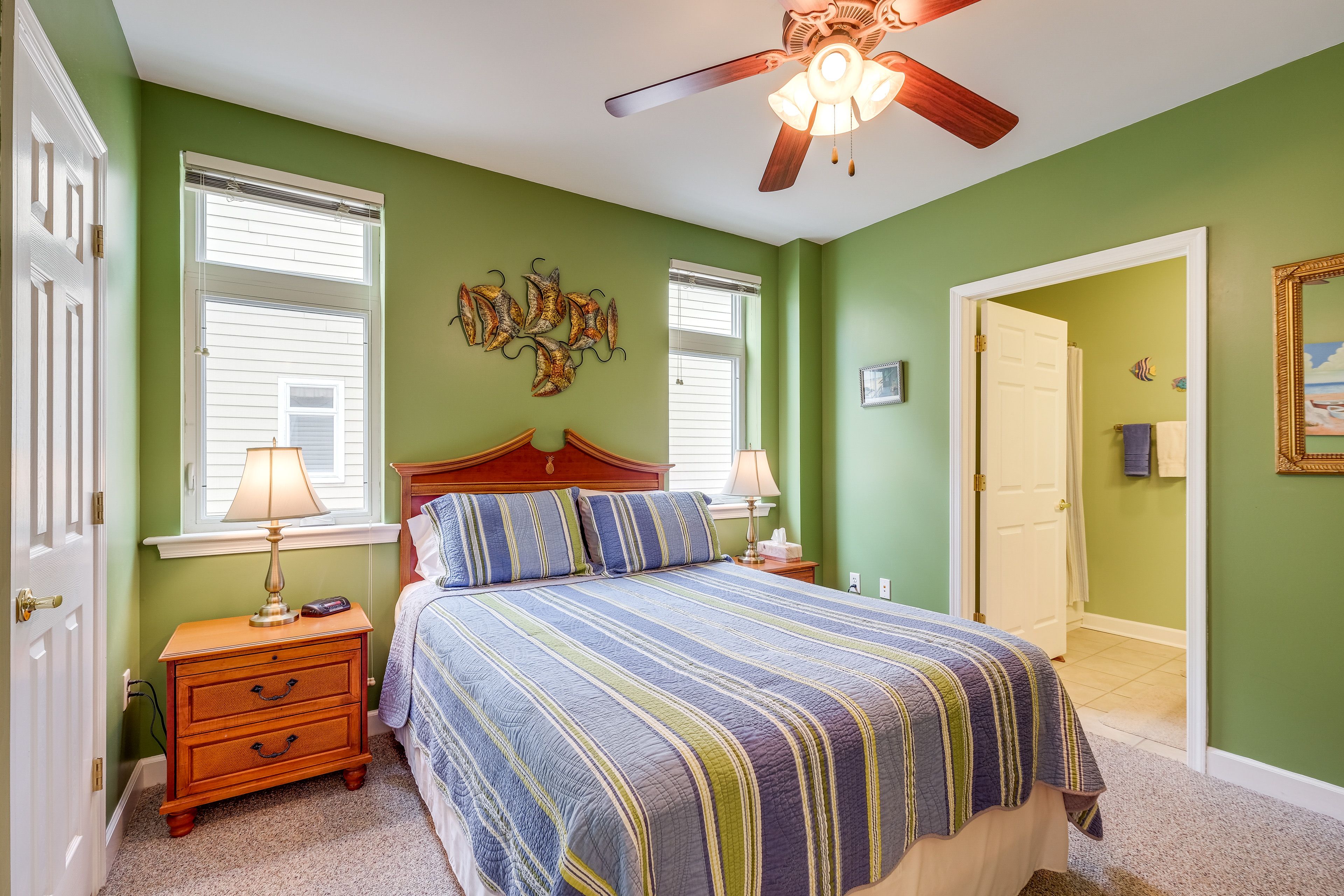 Bedroom 1 | Queen Bed | Linens Provided