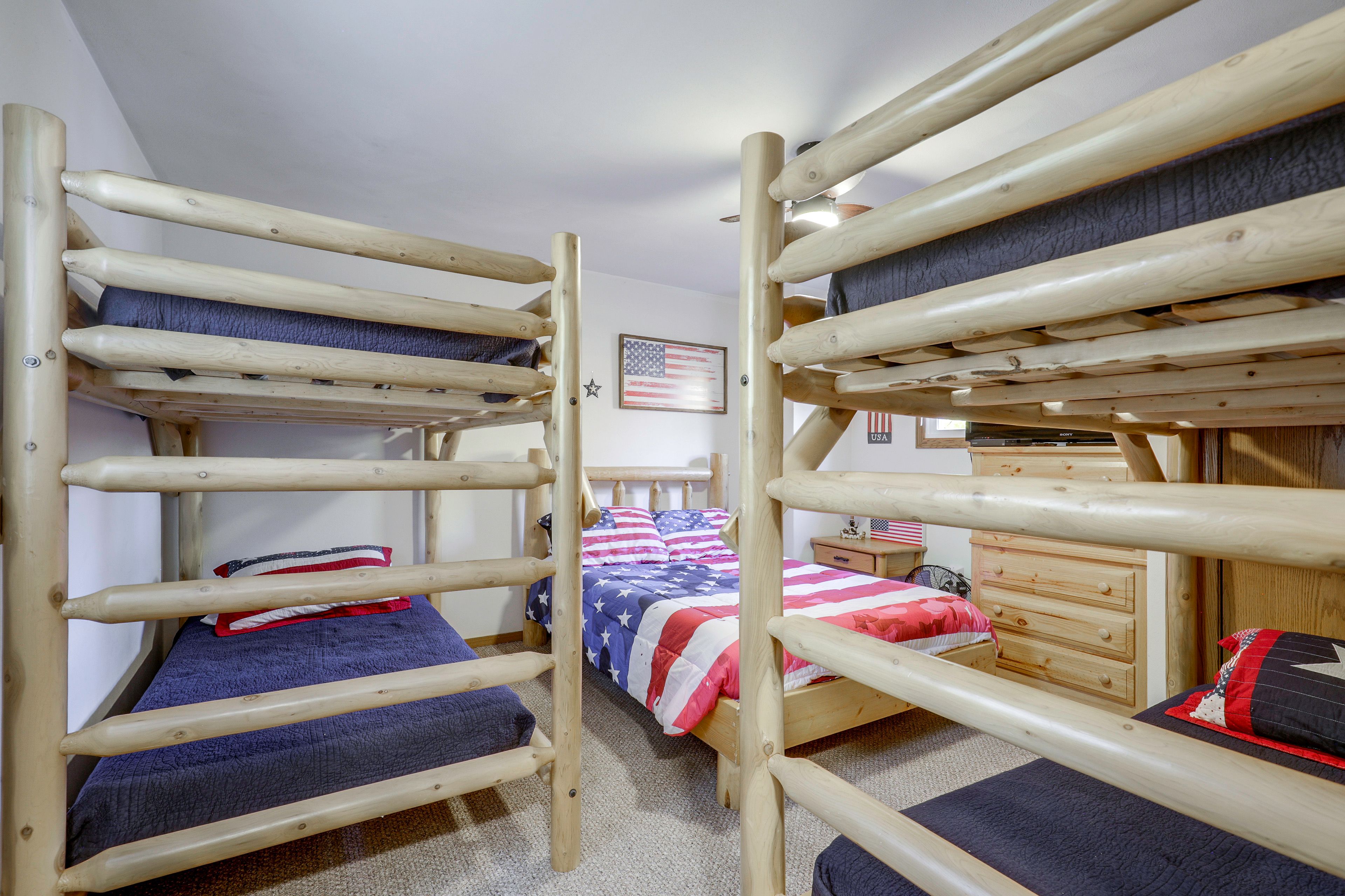 Bedroom 2 | 2 Twin Bunk Beds | Full Bed | 2nd Floor