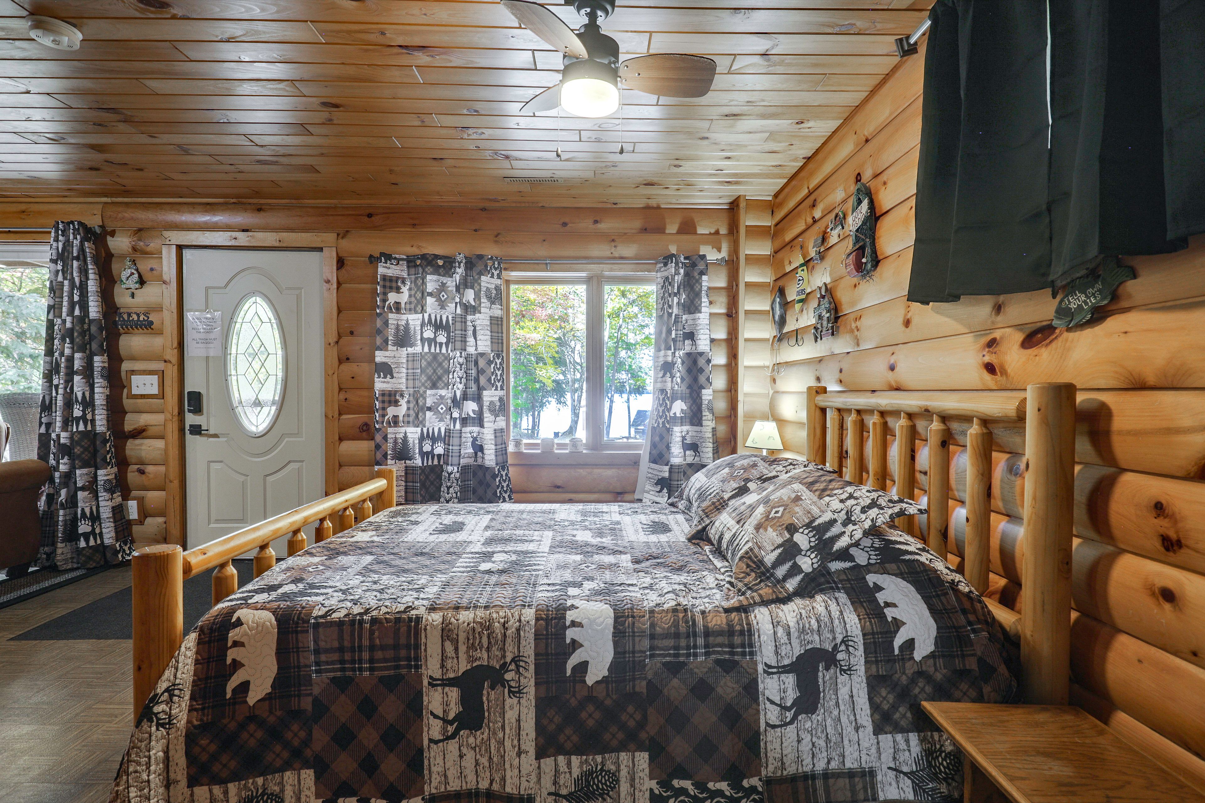 Basement | Full Bed | Queen Futon